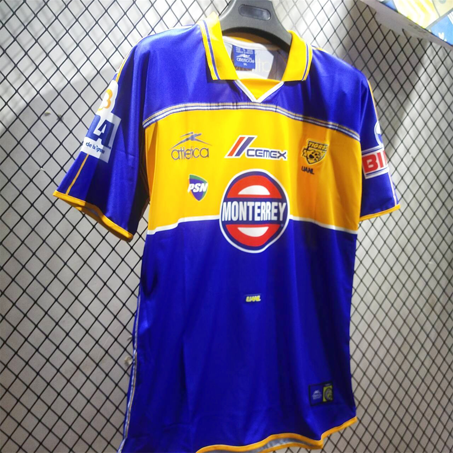 AlphaJersey-Retro Tigres UANL 2000-01 Away Jersey