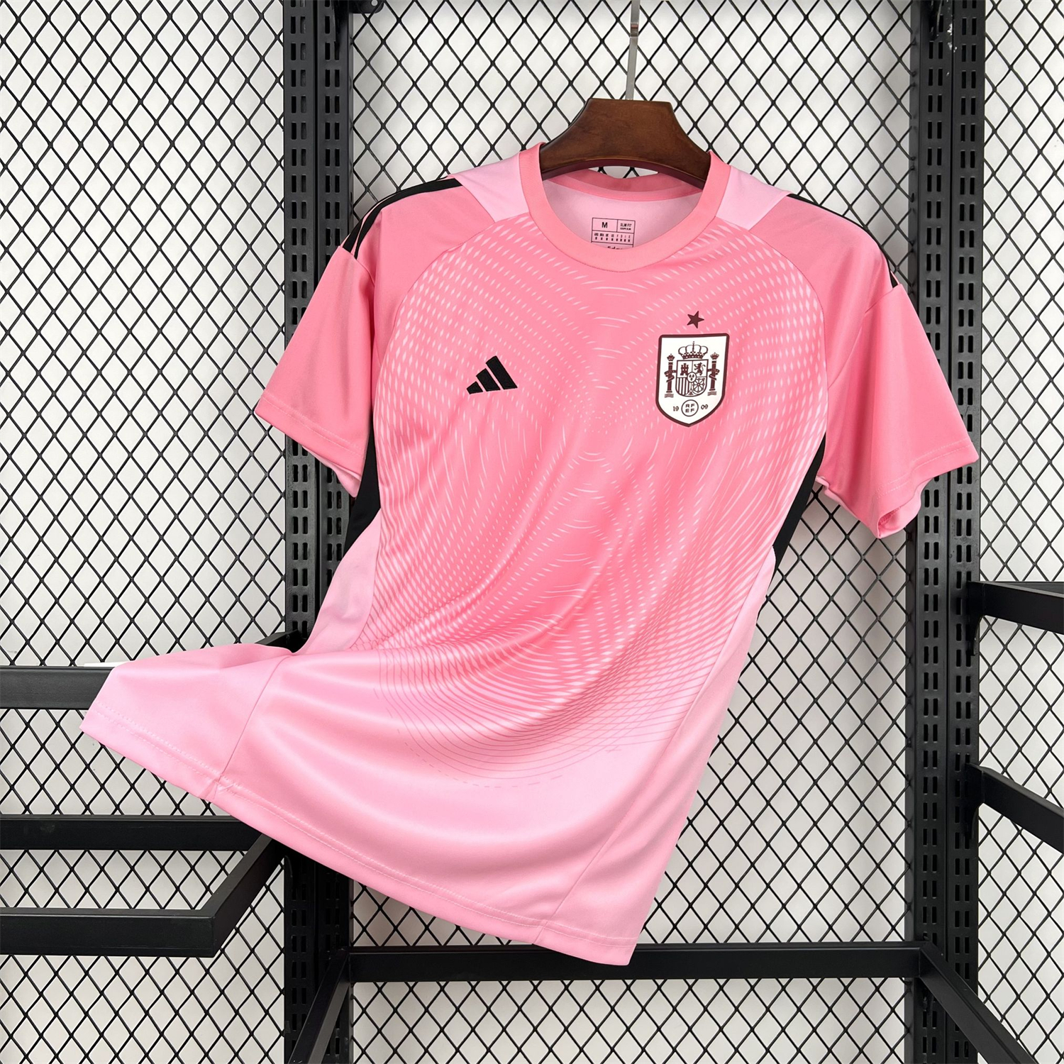 AlphaJersey-Spain 2026 Soft Pink Goalkeeper Jersey - Fans Version