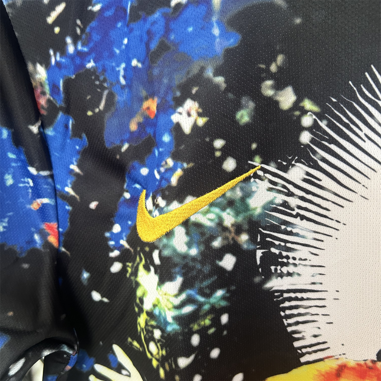 AlphaJersey-Brazil 25-26 Colorful Jesus Statue Special Colorful Graffiti Jersey - Fans Version
