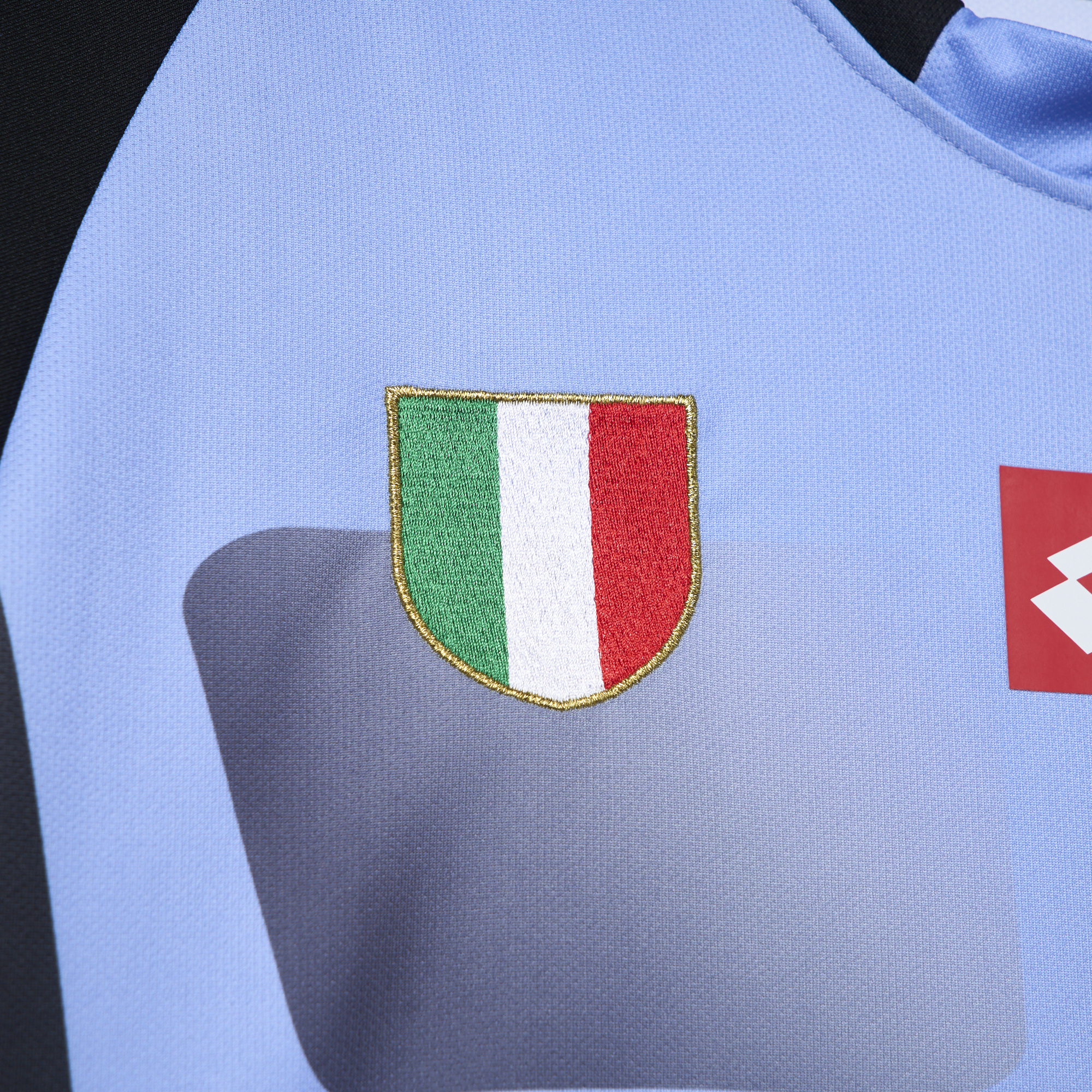 AlphaJersey-Retro Juventus 2002-03 Blue Goalkeeper Jersey