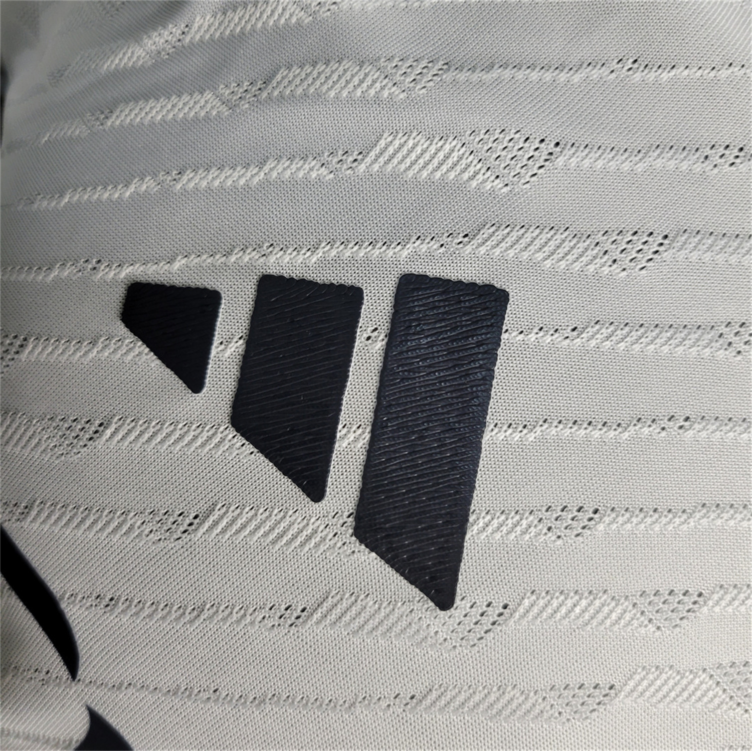AlphaJersey-Retro Real Madrid 2023-24 Home Long Sleeves Jersey - Player Version