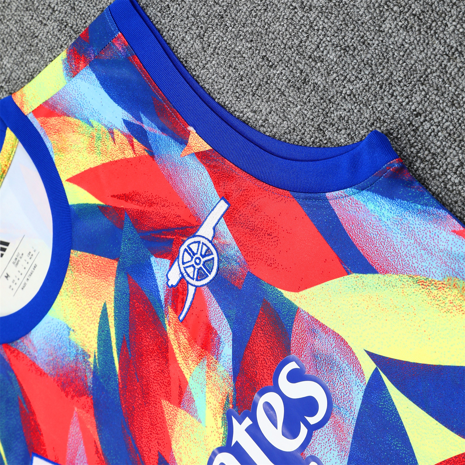 AlphaJersey-Arsenal 25-26 Vest Training Set - Colorful Festival Vest and Black Shorts