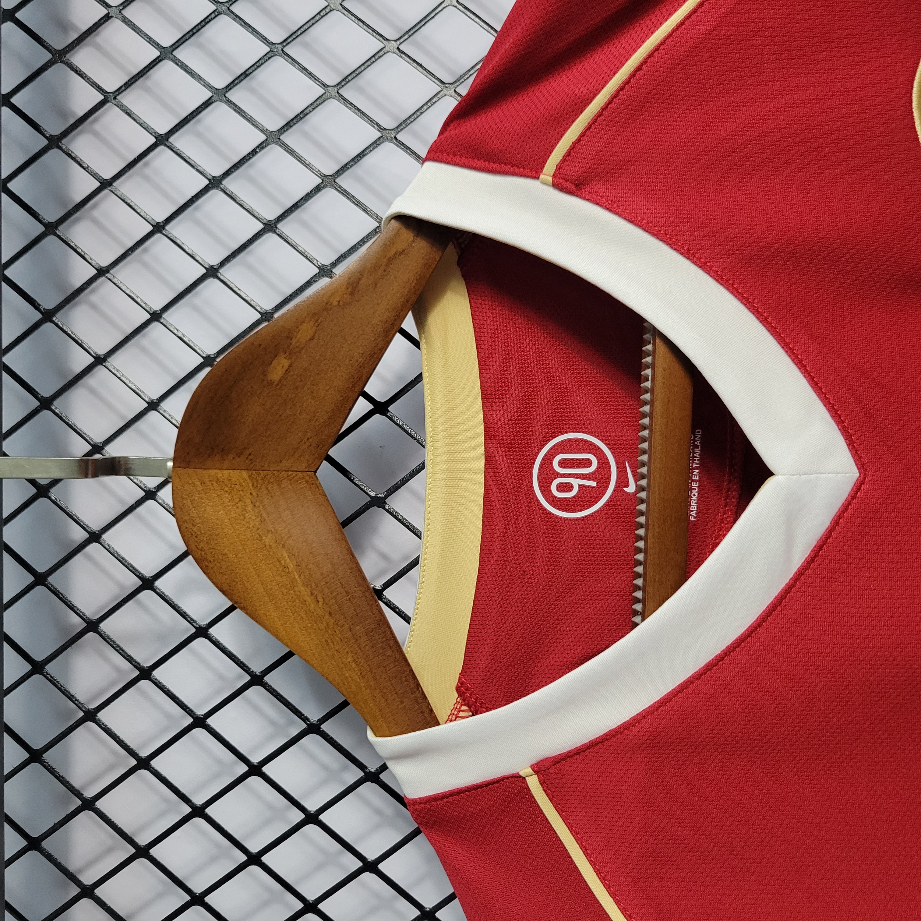AlphaJersey-Retro Manchester United 06-07 Home Jersey