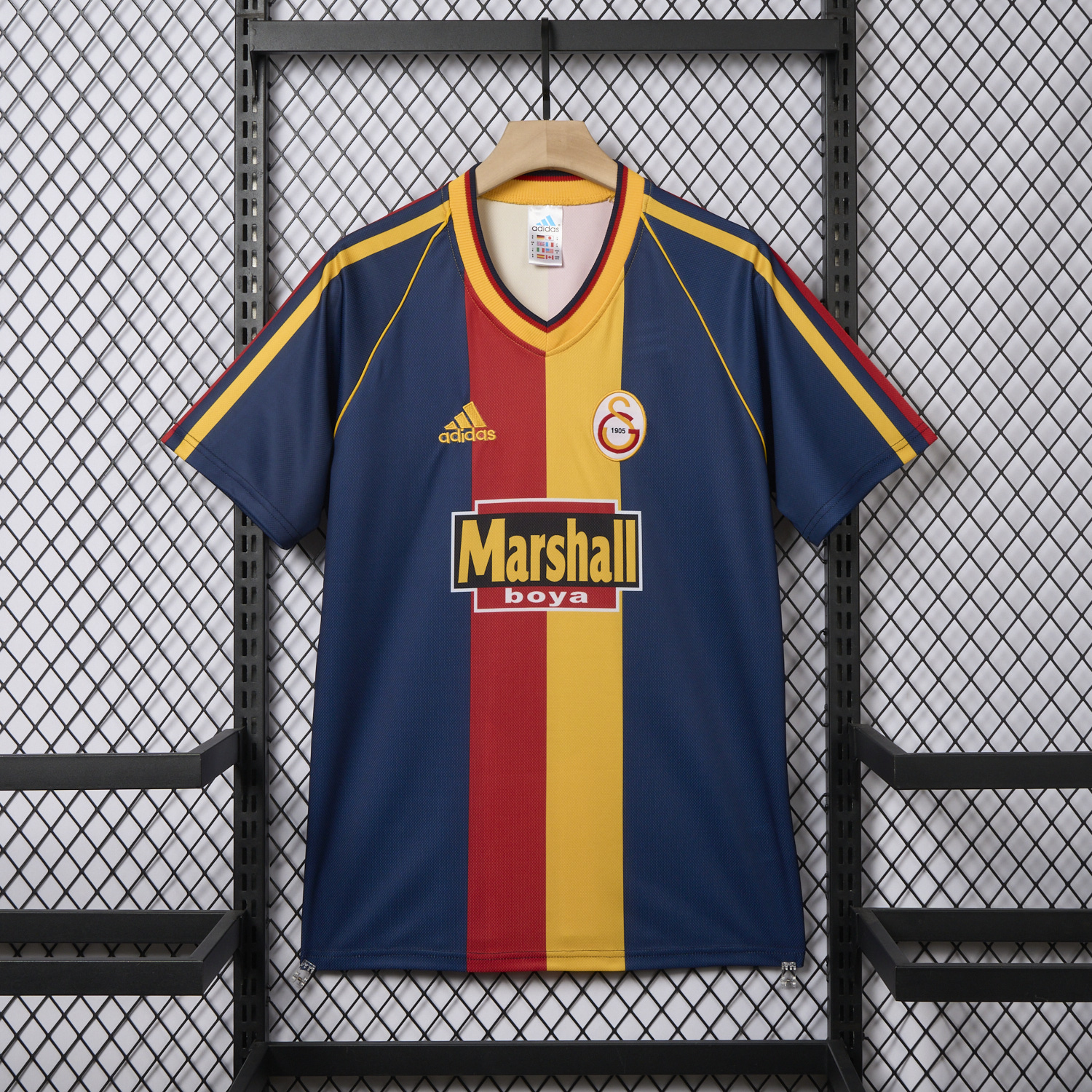 AlphaJersey-Retro Galatasaray 1998-99 Third Jersey