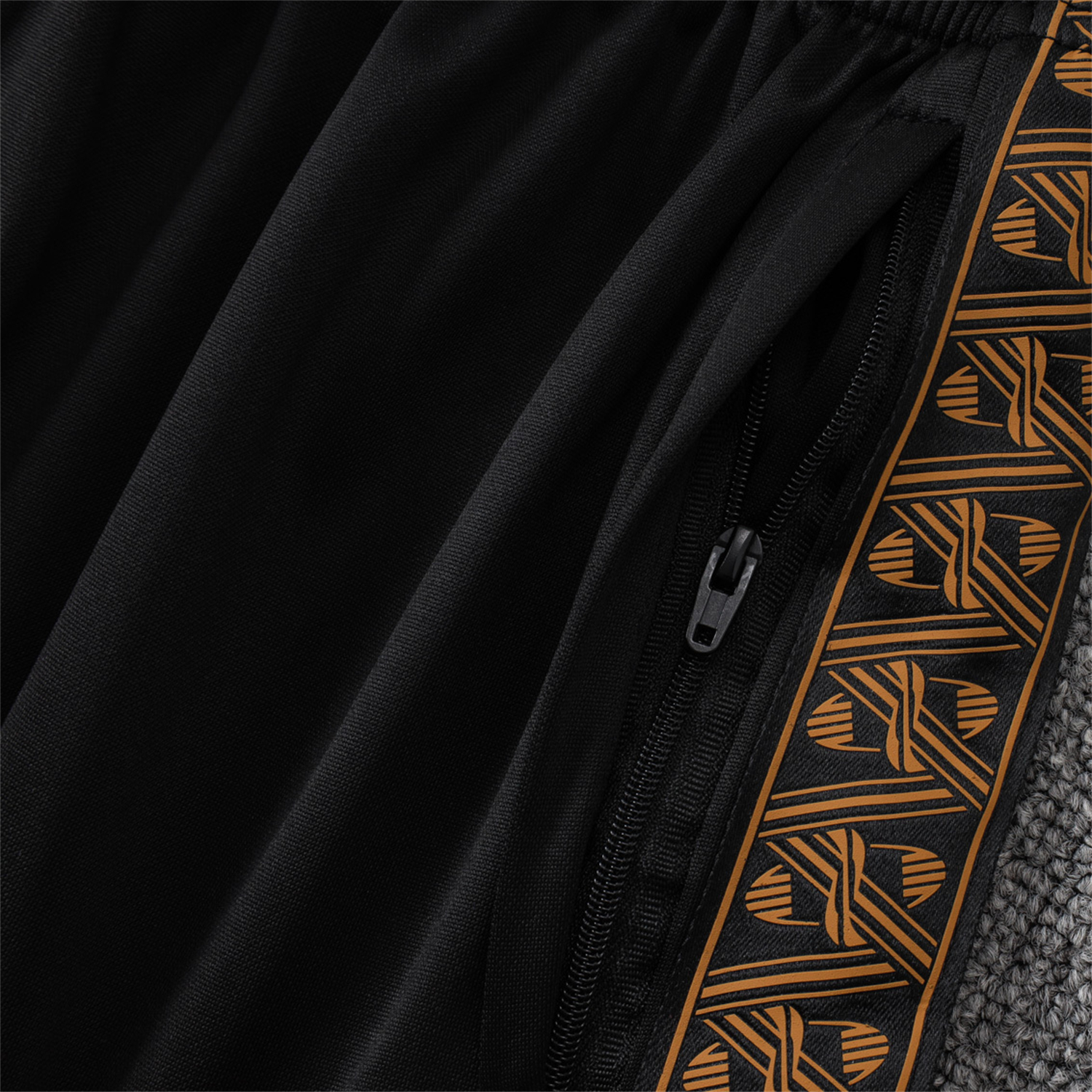 AlphaJersey-Portugal 2026 Long Sleeve Training Set - Gold Lines Black Top & Pants
