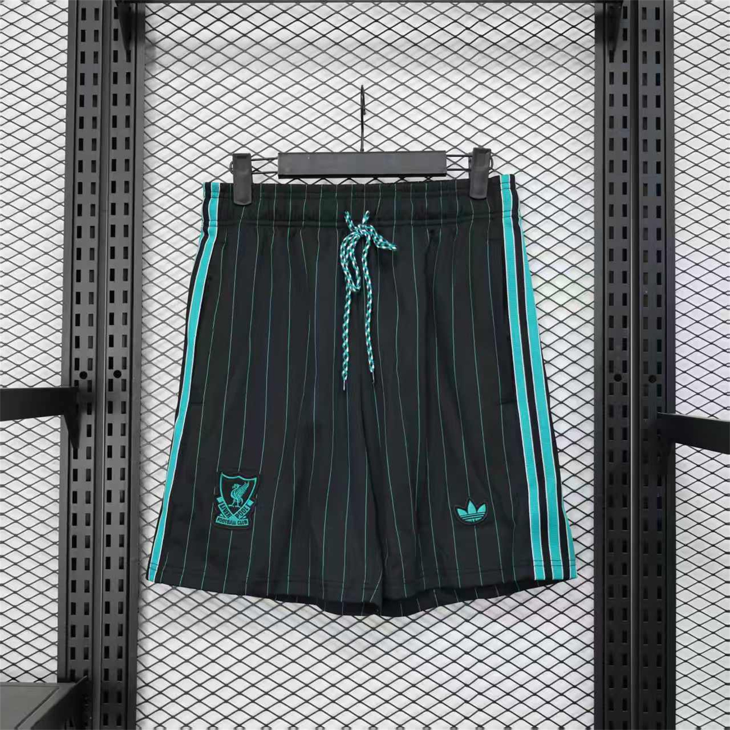 AlphaJersey-Liver.pool 25-26 Trefoil Black Travel Shorts - Player Version