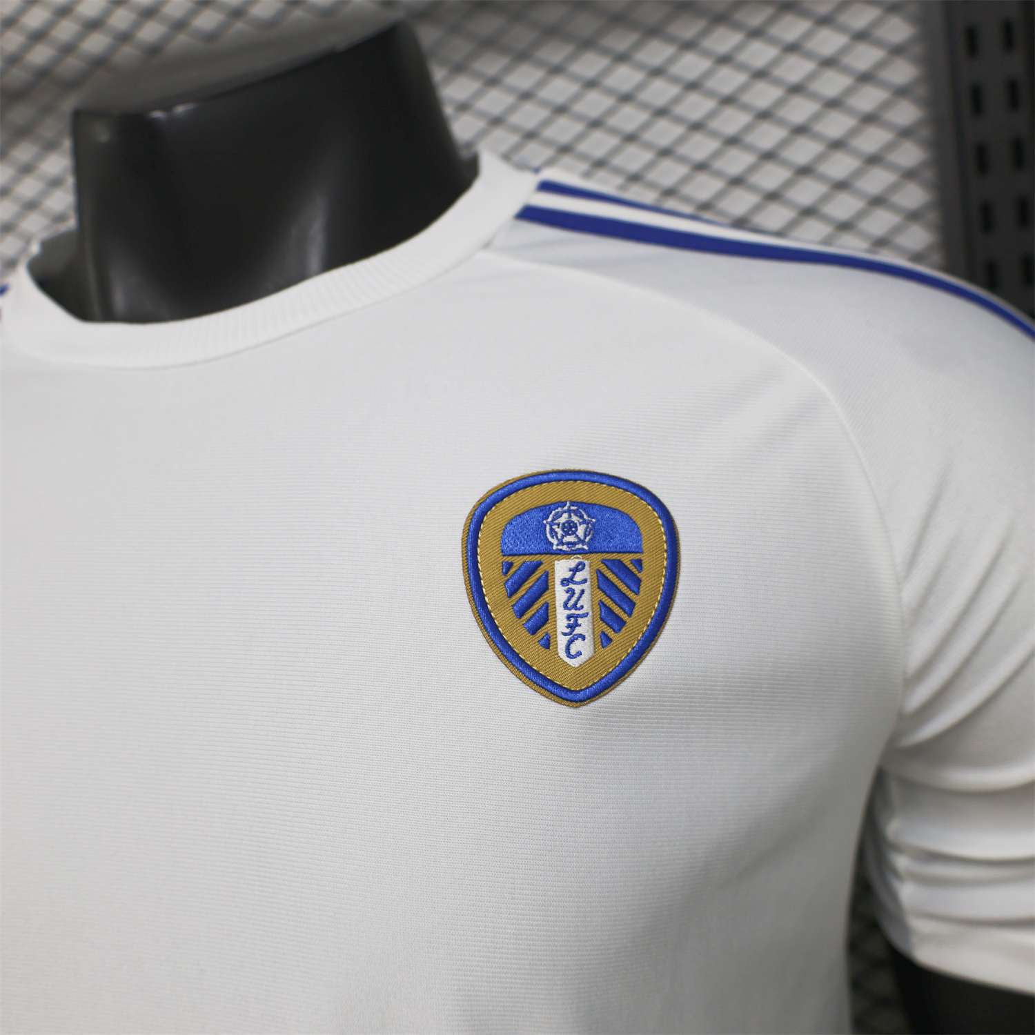 AlphaJersey-Leeds United 25-26 Icon Travel Special White Jersey - Player Version