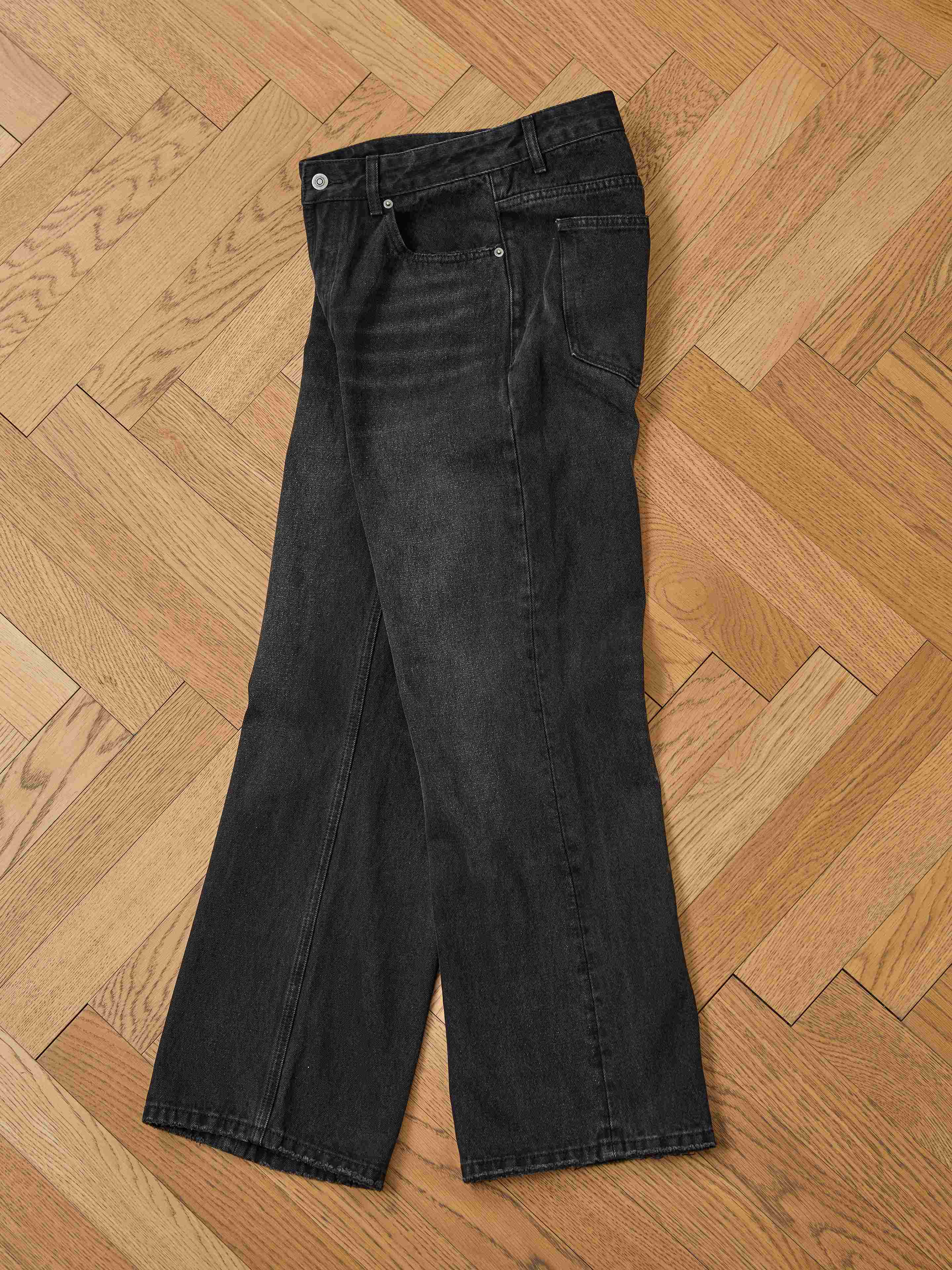 Flare Jeans | Modern Menswear by yycbvcnbmmnbm