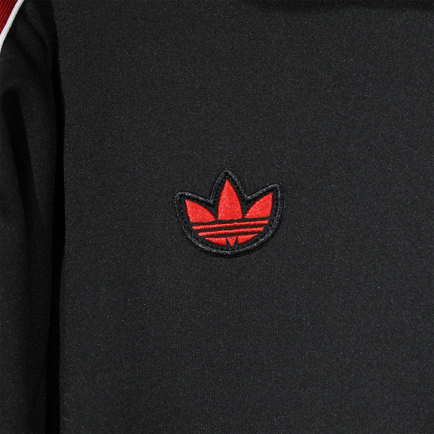 AlphaJersey-Manchester United 25-26 Red Lines Training Set - Black Top and Black Pants