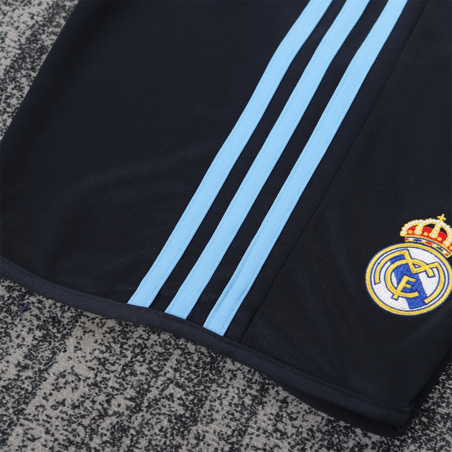 AlphaJersey-Retro Real Madrid 03-04 Away Kids Kit