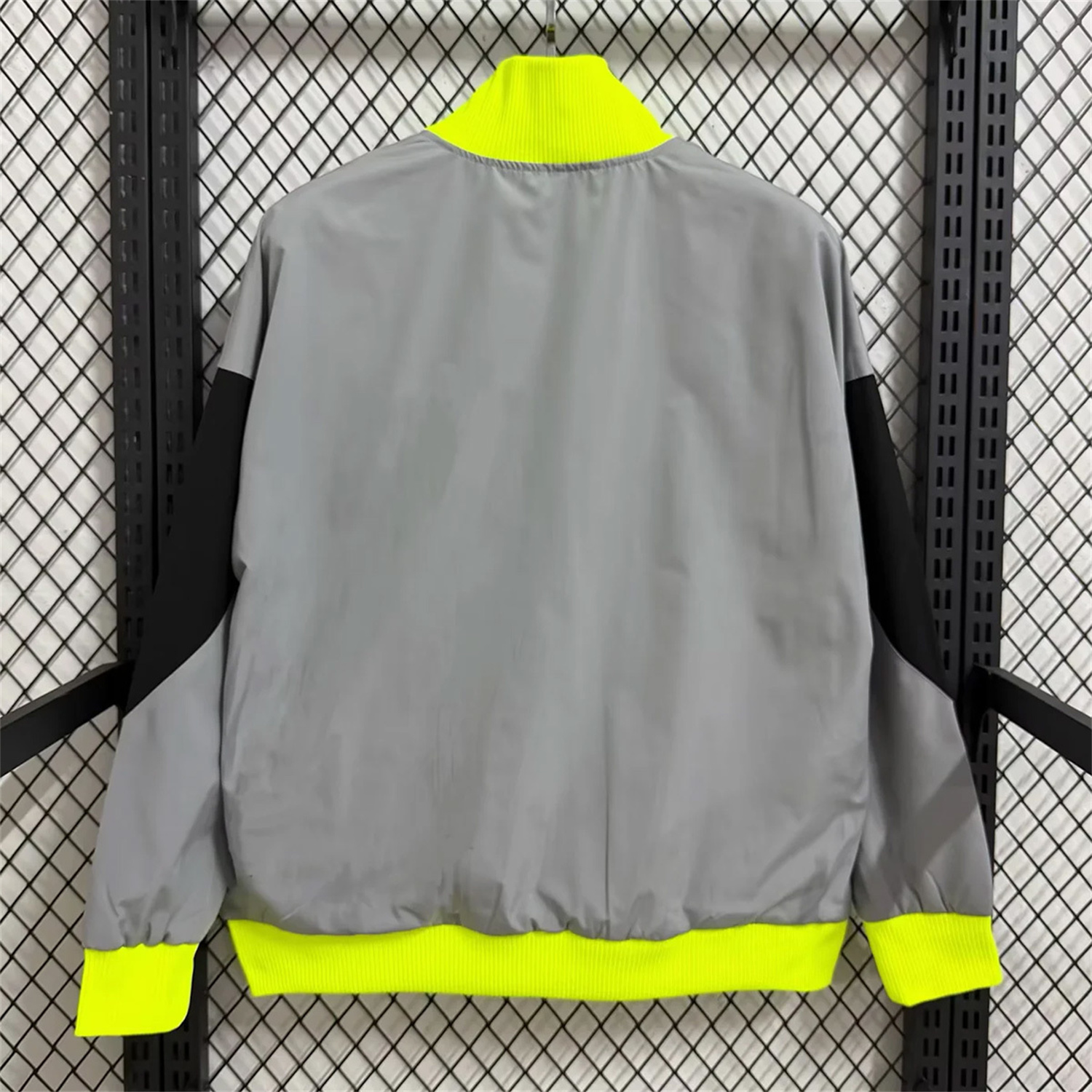 AlphaJersey-Sporting CP 25-26 Windbreaker Jacket - Grey