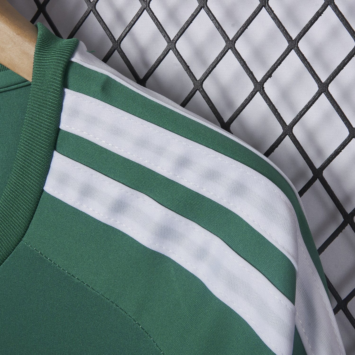 AlphaJersey-Germany 2026 Goalkeeper Green Long Sleeves Jersey - Fans Version