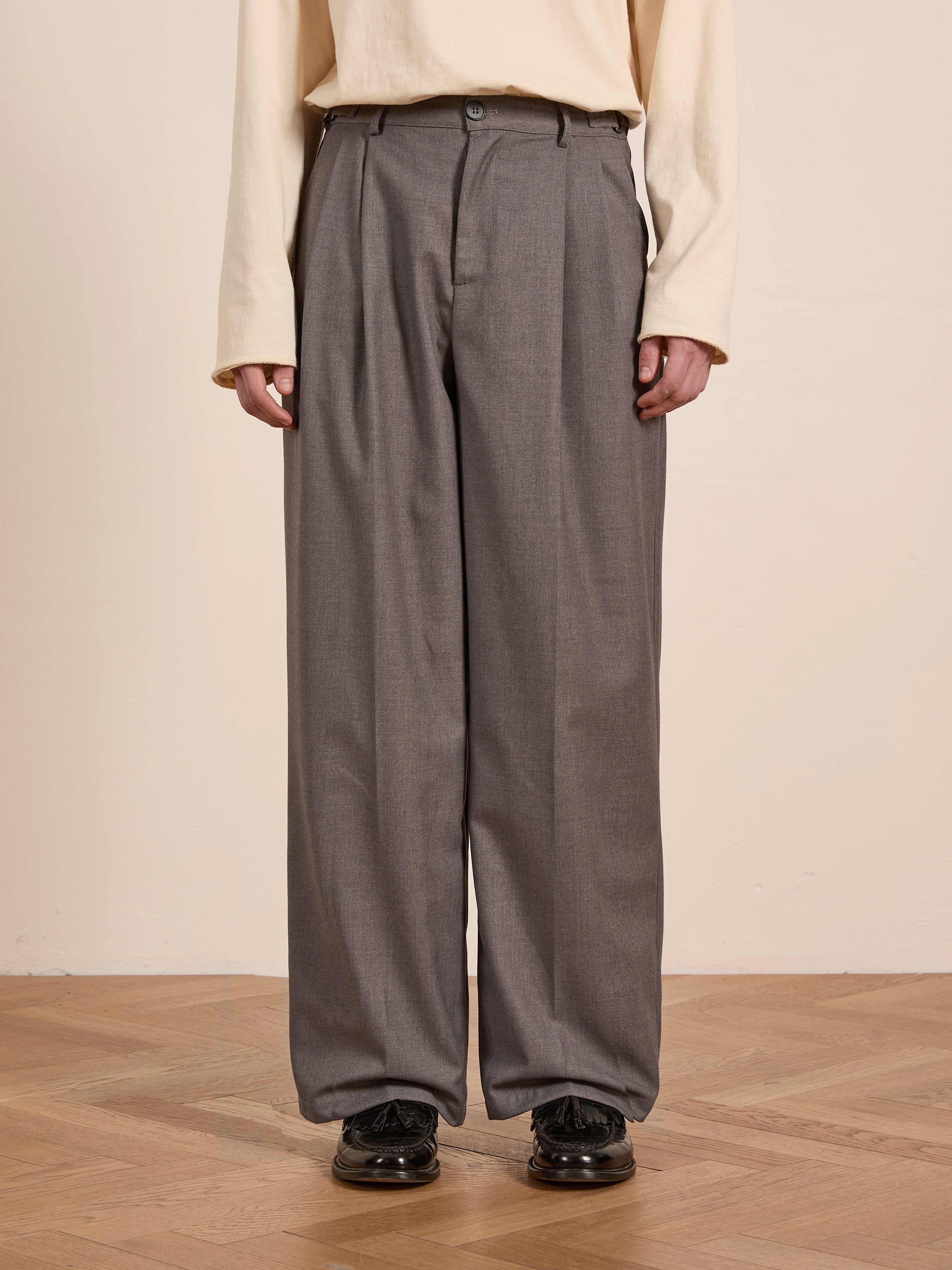 Pleated Trousers | Modern Menswear by yycbvcnbmmnbm