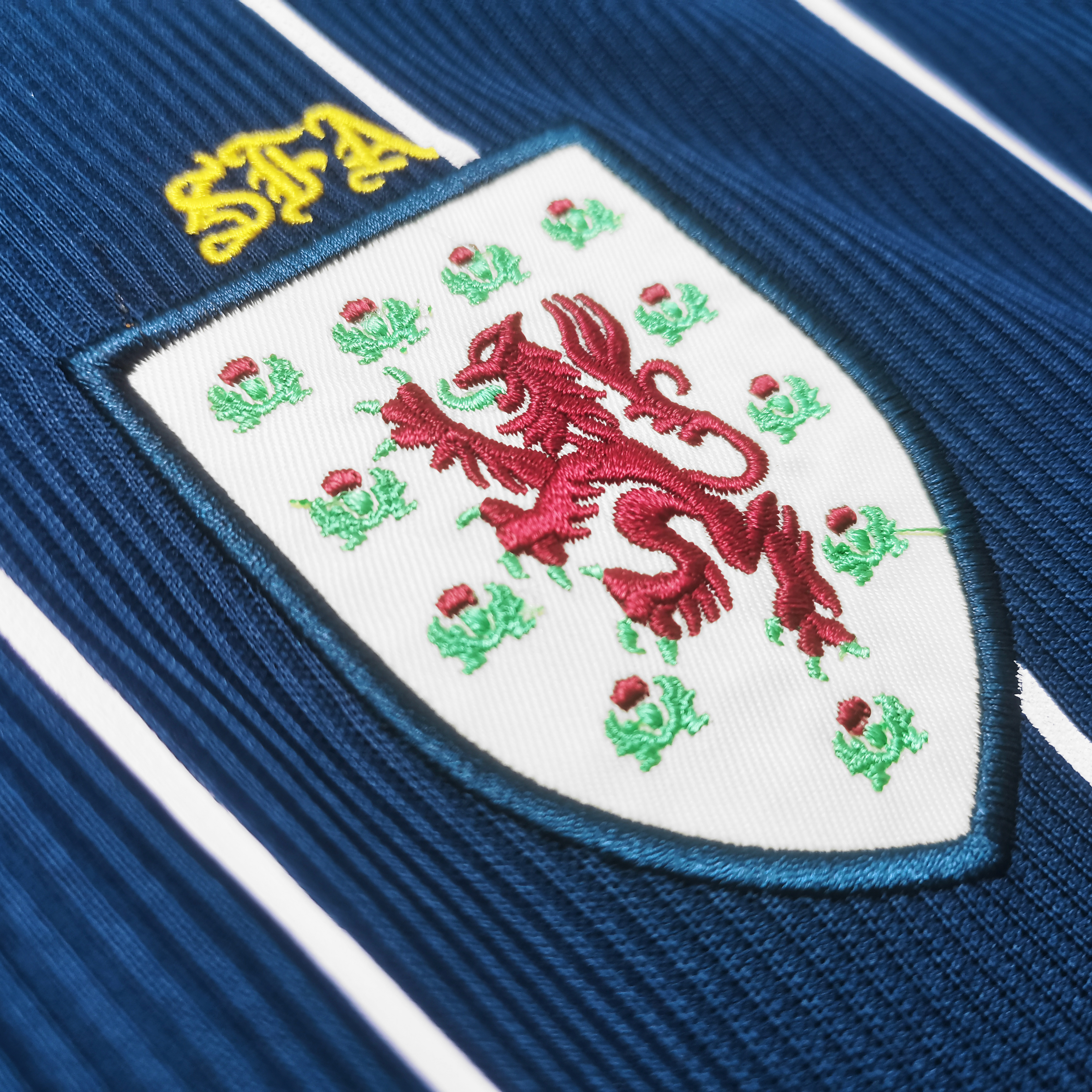 AlphaJersey-Retro S-c-o.t l.a-n.d 2002 Home Stadium Jersey