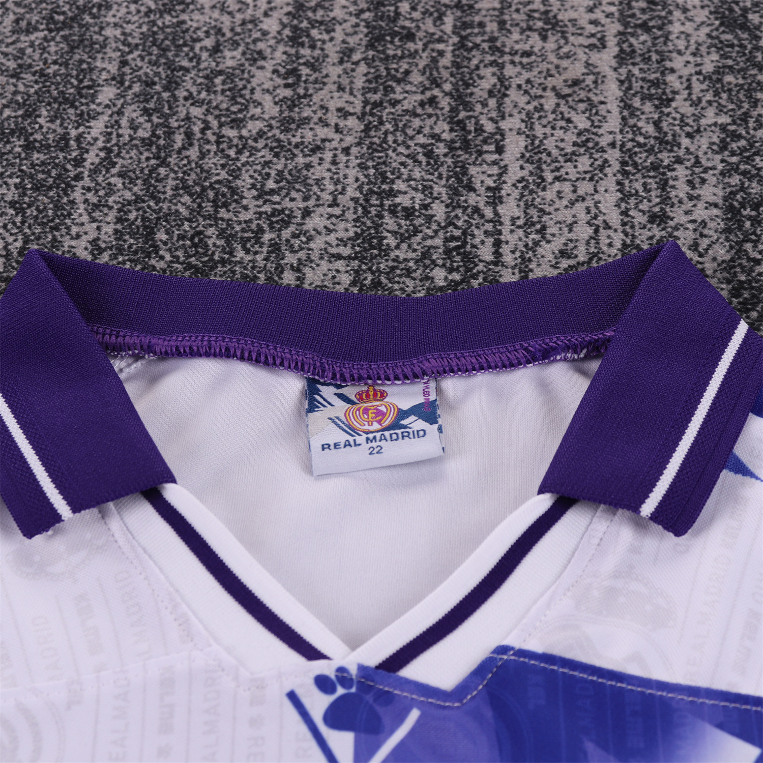 AlphaJersey-Retro Real Madrid 96-97 Third Kids Kit