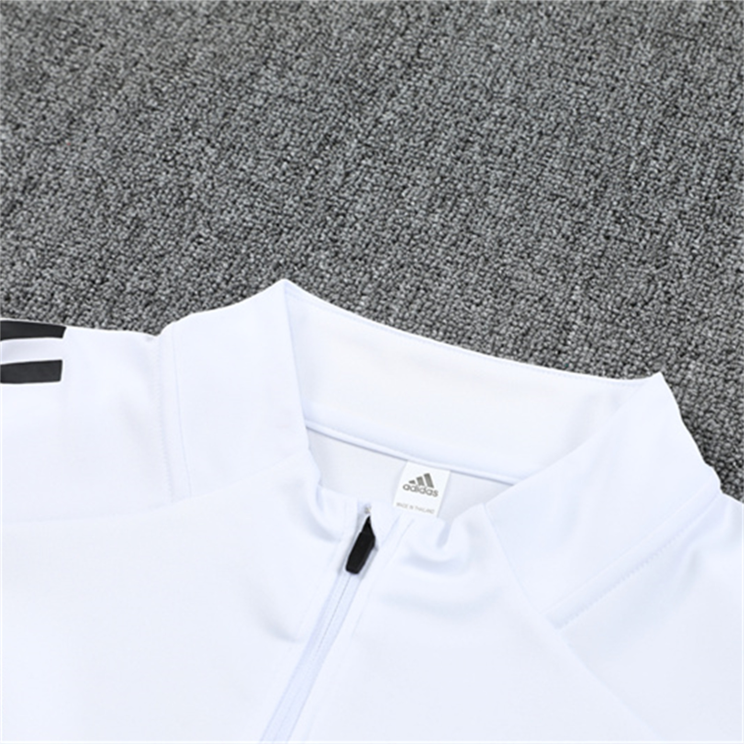 AlphaJersey-INT M.A.M 25-26 Kid Long Sleeves Training Set - White Top & Black Pants