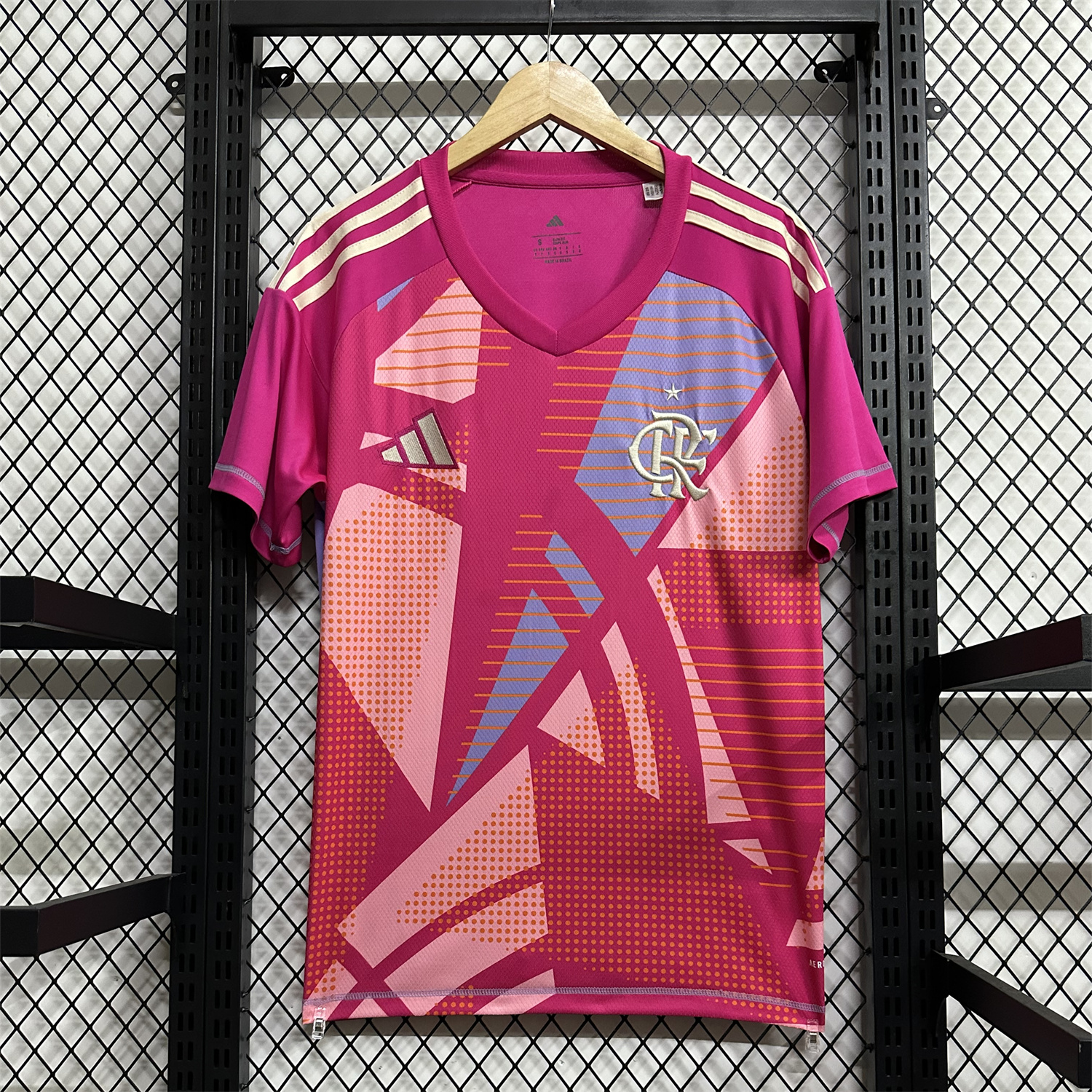 AlphaJersey-Flamengo 25-26 Pink Goalkeeper Jersey - Fans Version
