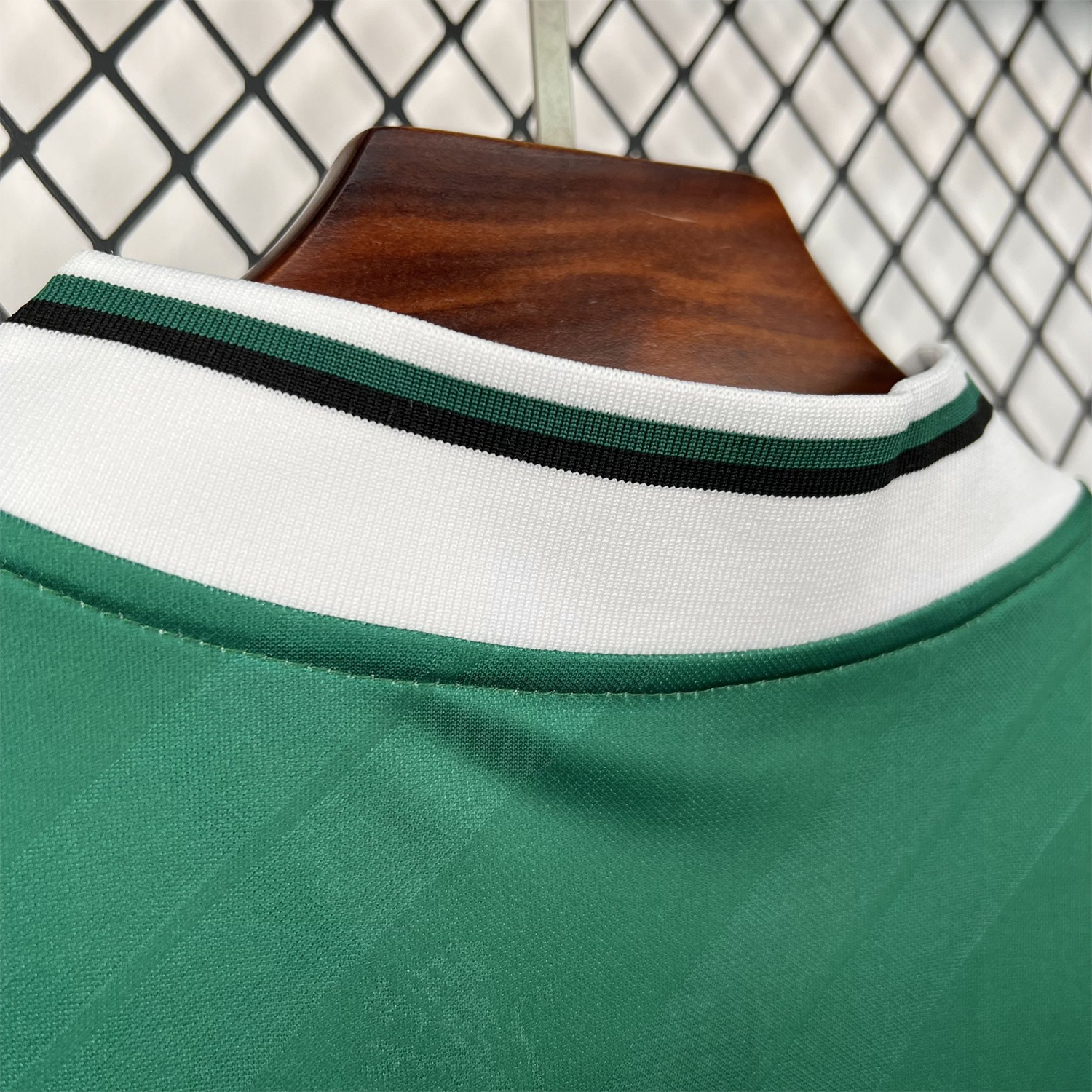 AlphaJersey-Retro Sporting CP 1994-95 Away Jersey