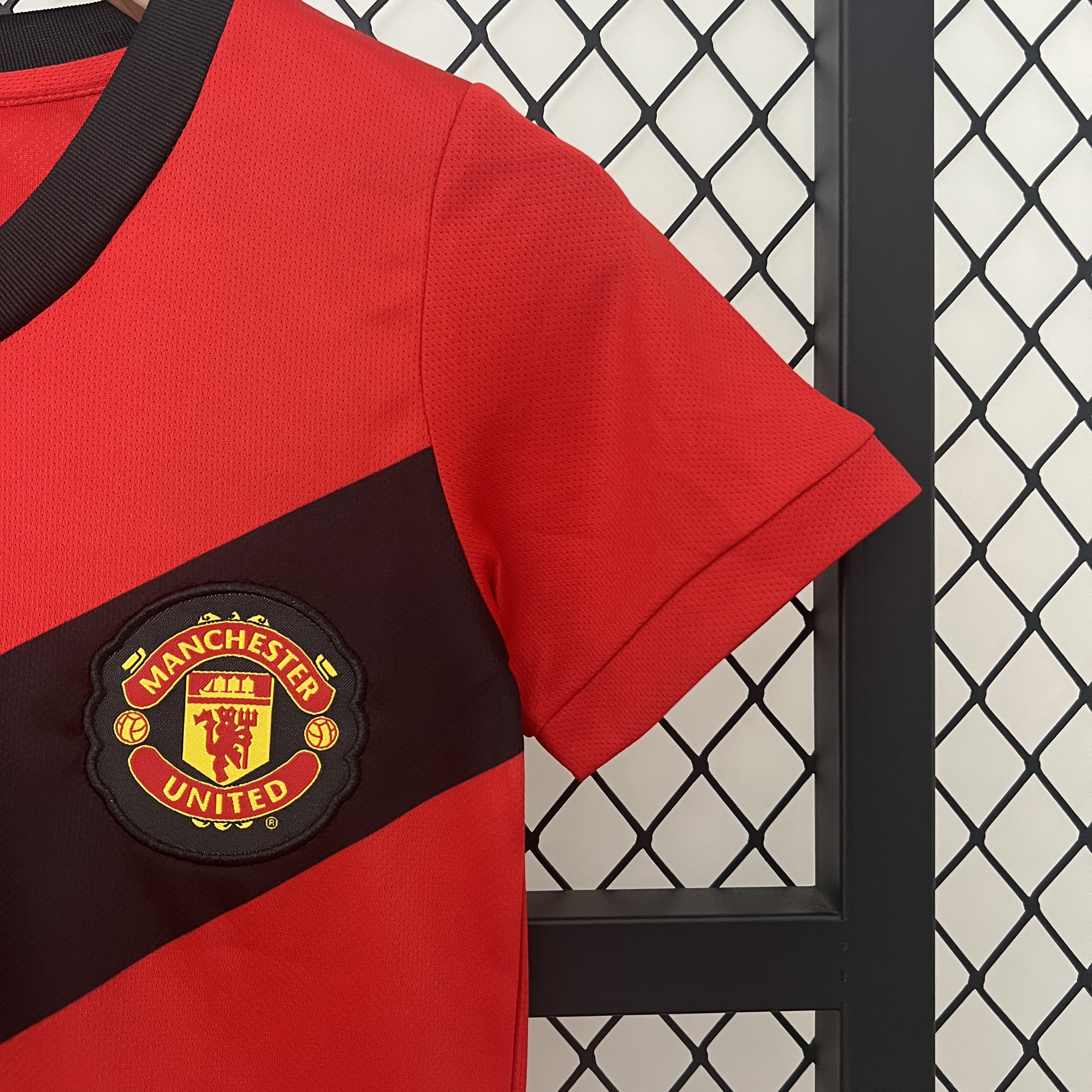 AlphaJersey-Retro Manchester United 2009-10 Home Stadium Kids Kit
