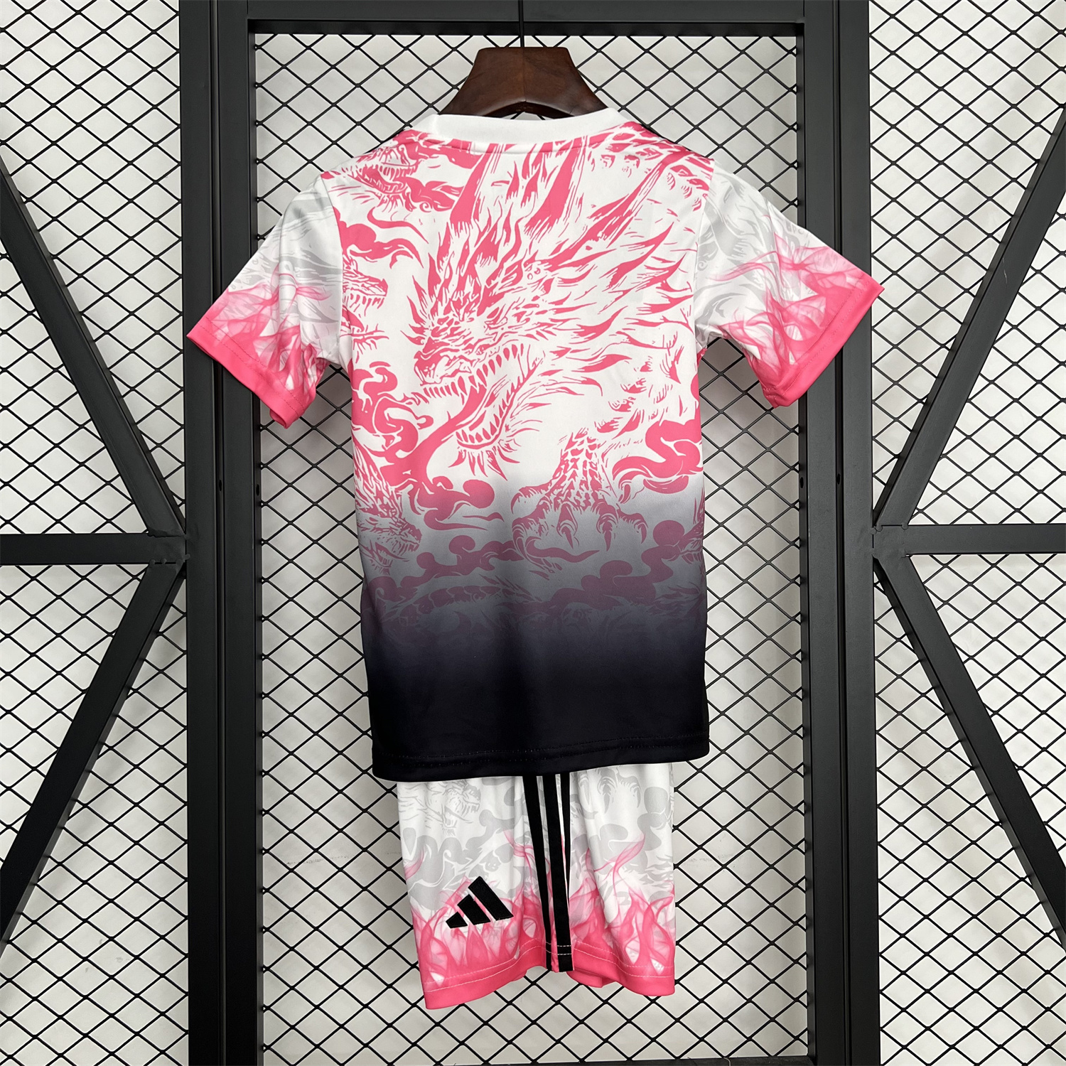 AlphaJersey-Real Madrid 25-26 Dragon Pink And Black Special Kids Kit