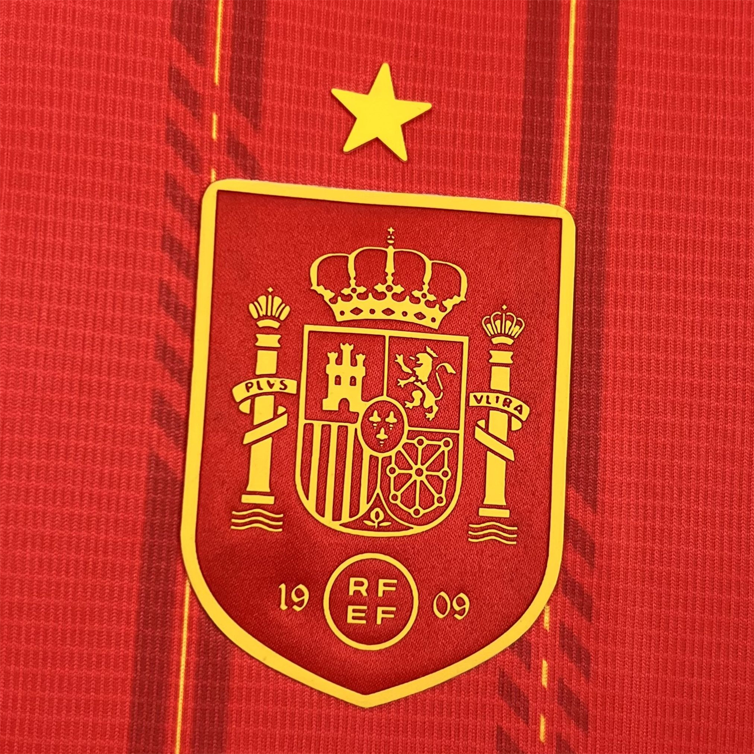 AlphaJersey-Women's Spain 2026 Home Jersey