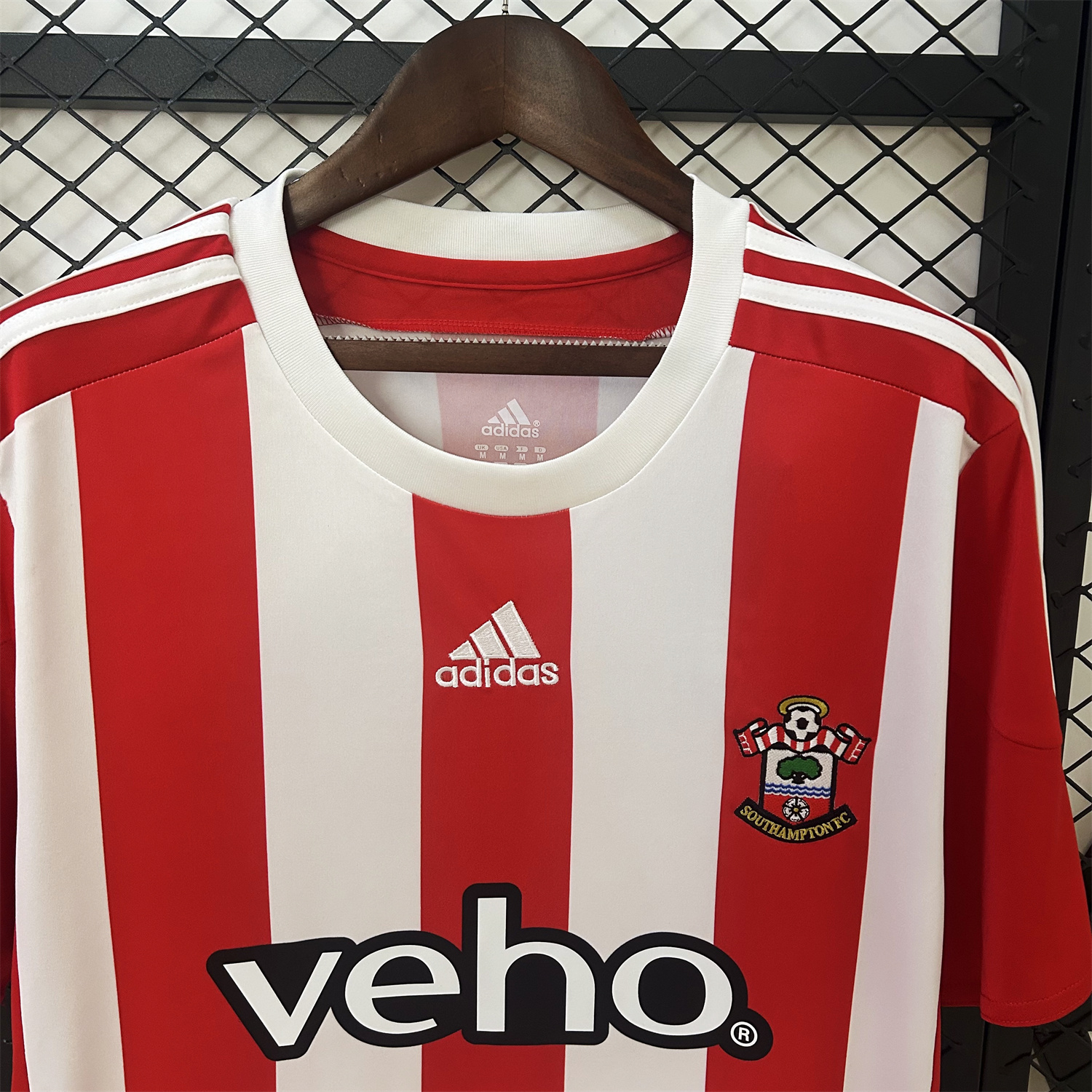 AlphaJersey-Retro Southampton 2015-16 Home Jersey
