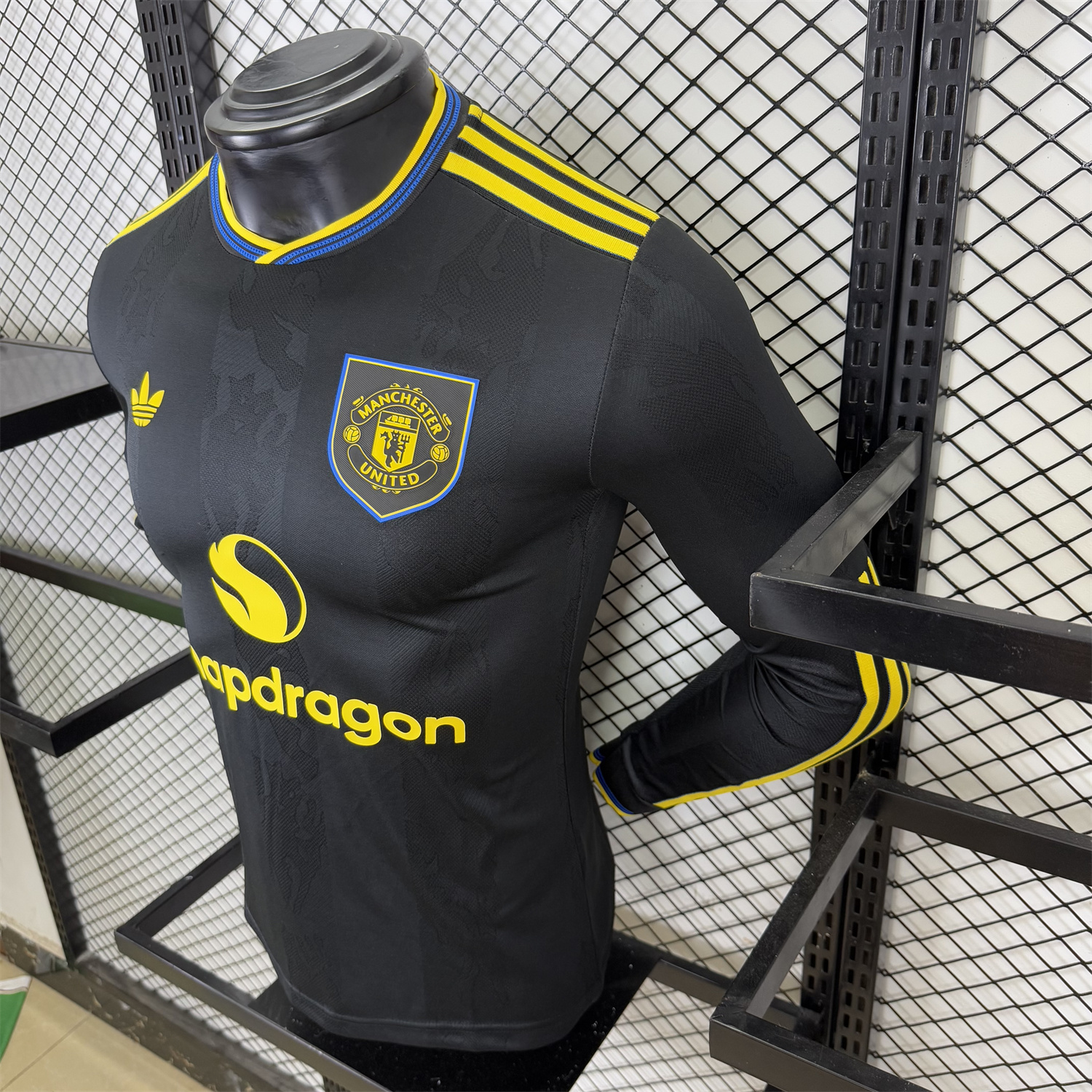 AlphaJersey-Manchester United 25-26 Third Black Long Sleeves Jersey - Player Version