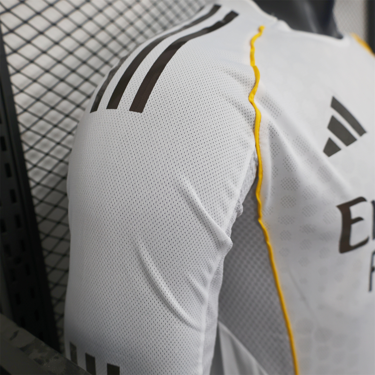 AlphaJersey-Real Madrid 25-26 Home Long Sleeves Jersey - Player Version