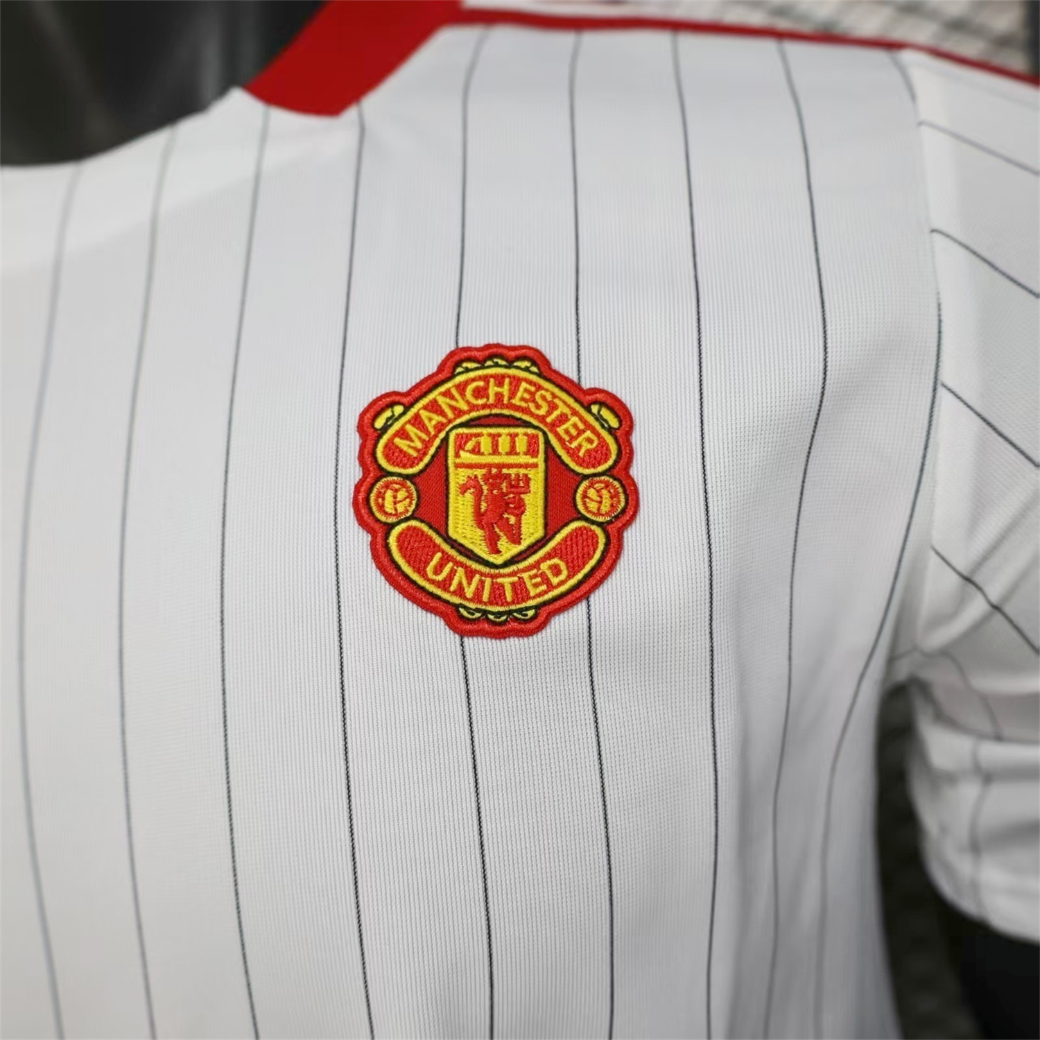 AlphaJersey-Manchester United 25-26 Icon Travel Special Red Jersey - Player Version