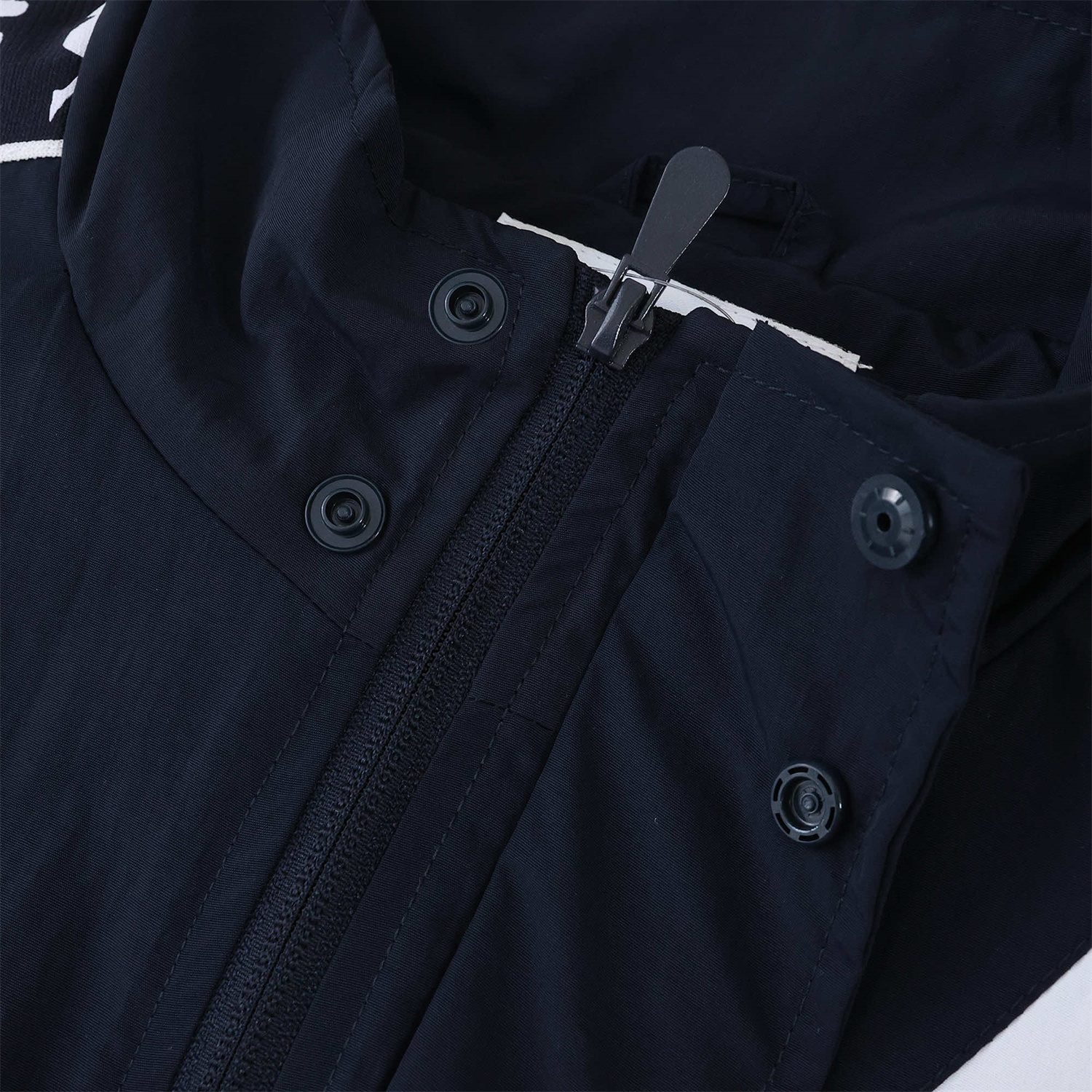 AlphaJersey-Real Madrid 25-26 Throwback Windbreaker Jacket - Black