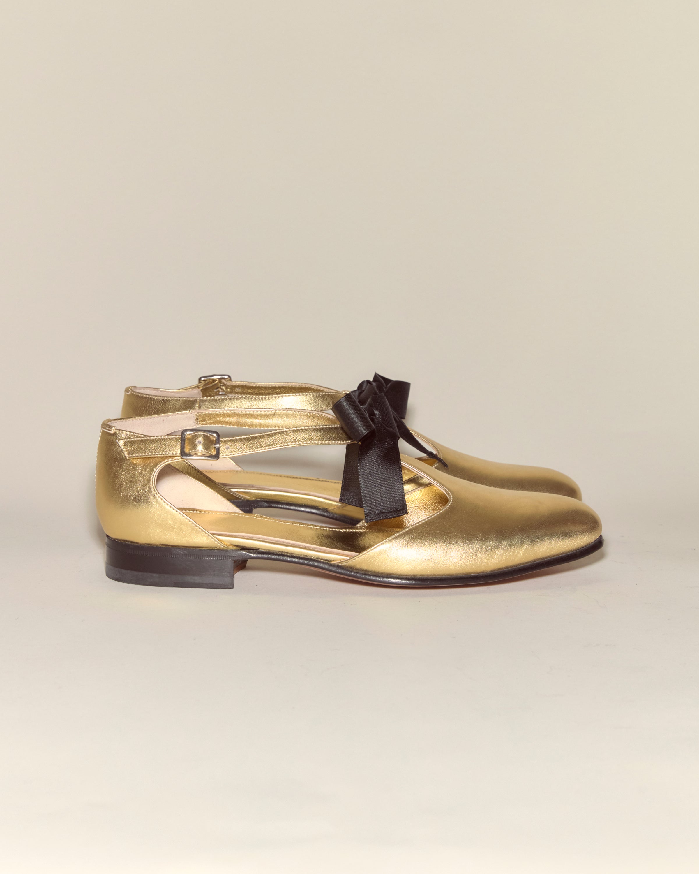 Theater Shoes - Gold | Modern Menswear by yycbvcnbmmnbm