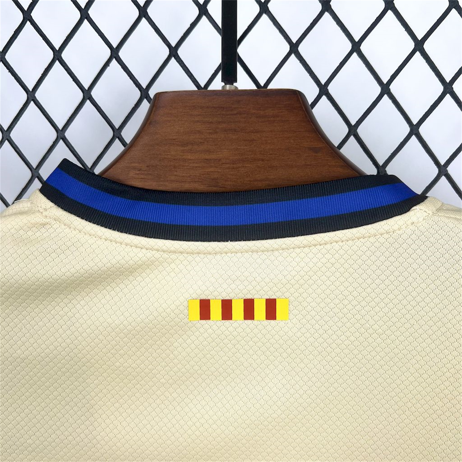 AlphaJersey-Barcelona 25-26 Away Kids Kit