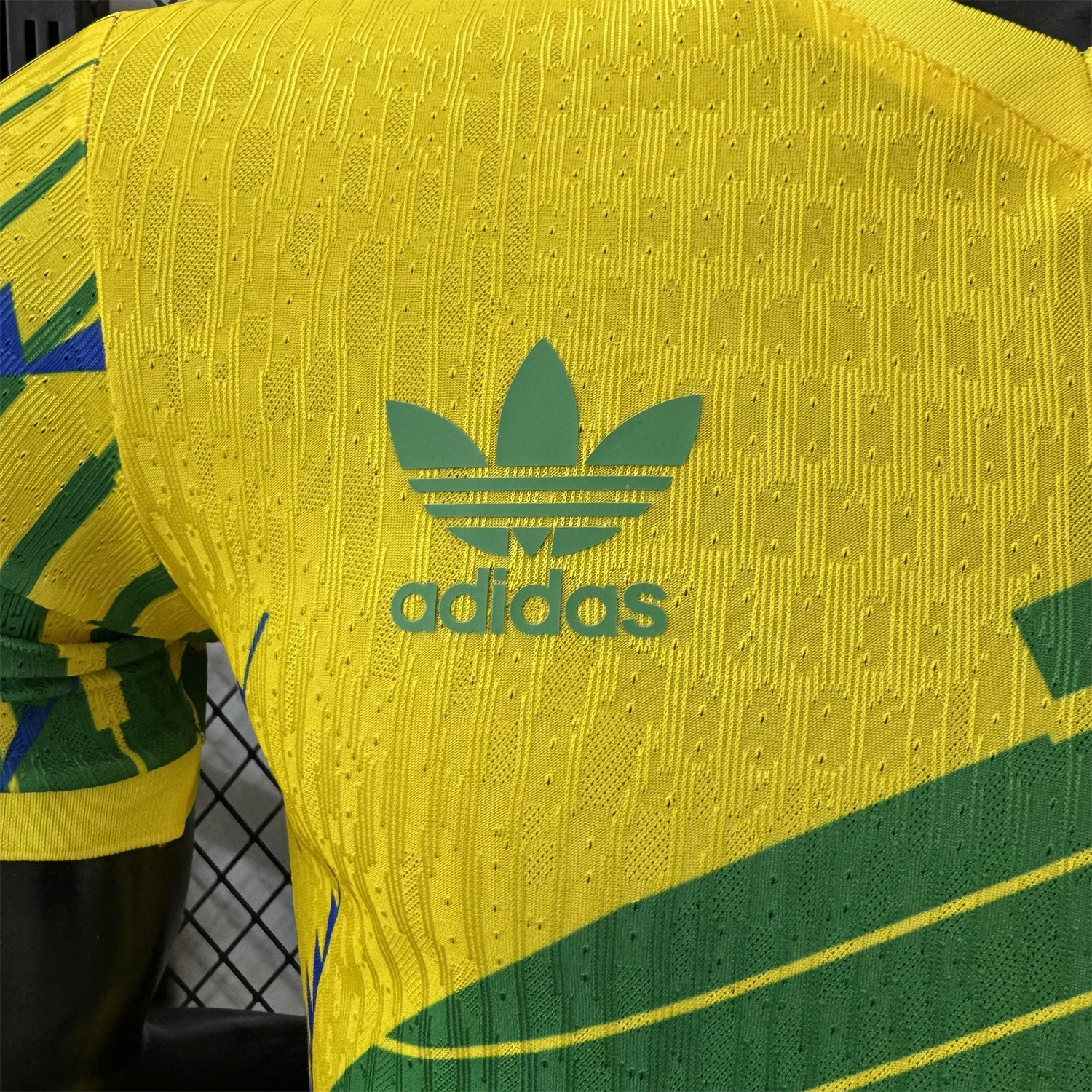 AlphaJersey-Brazil 2026 Blue-Green Stripes Yellow Special Jersey - Player Version