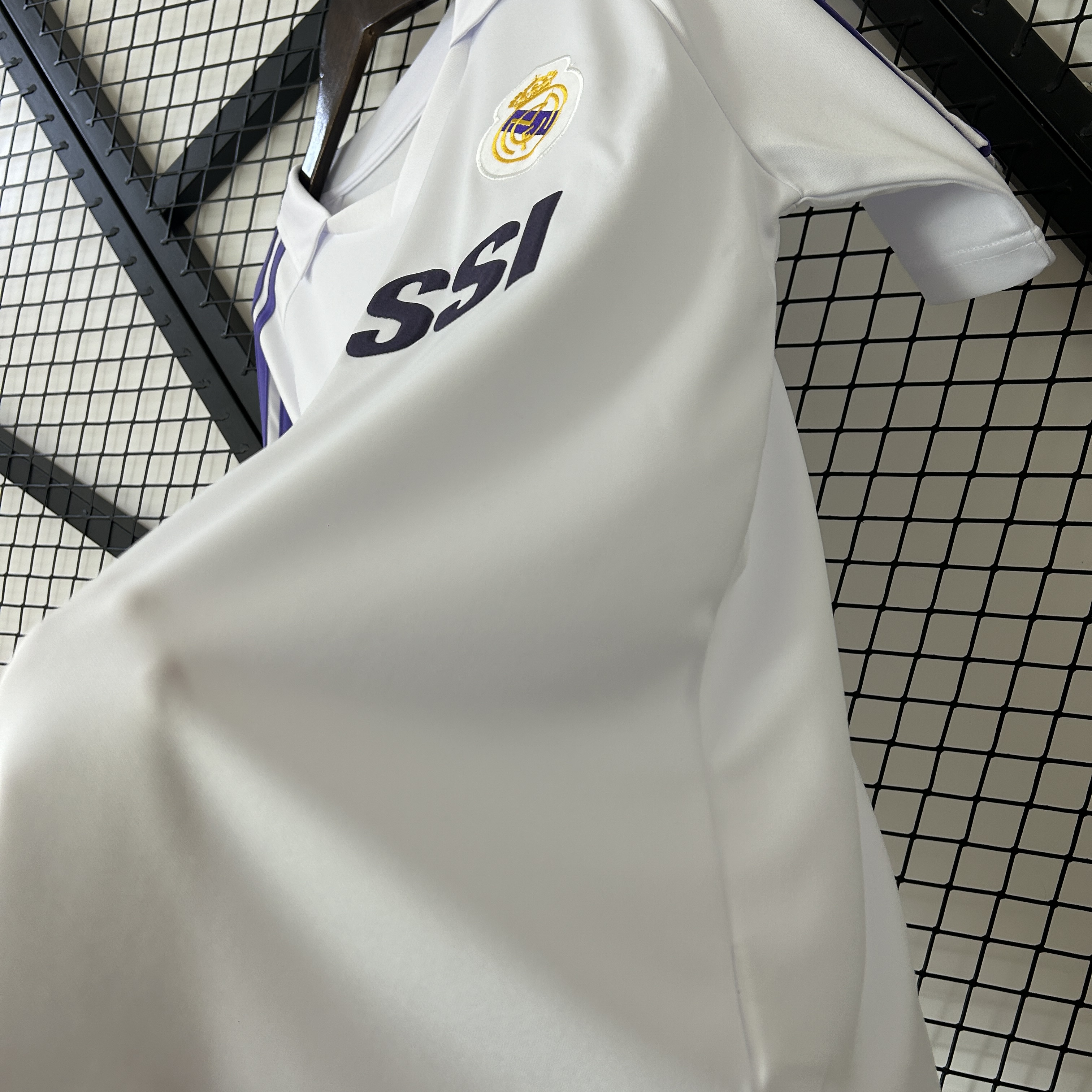 AlphaJersey-Retro Real Madrid 1984-85 Home Jersey