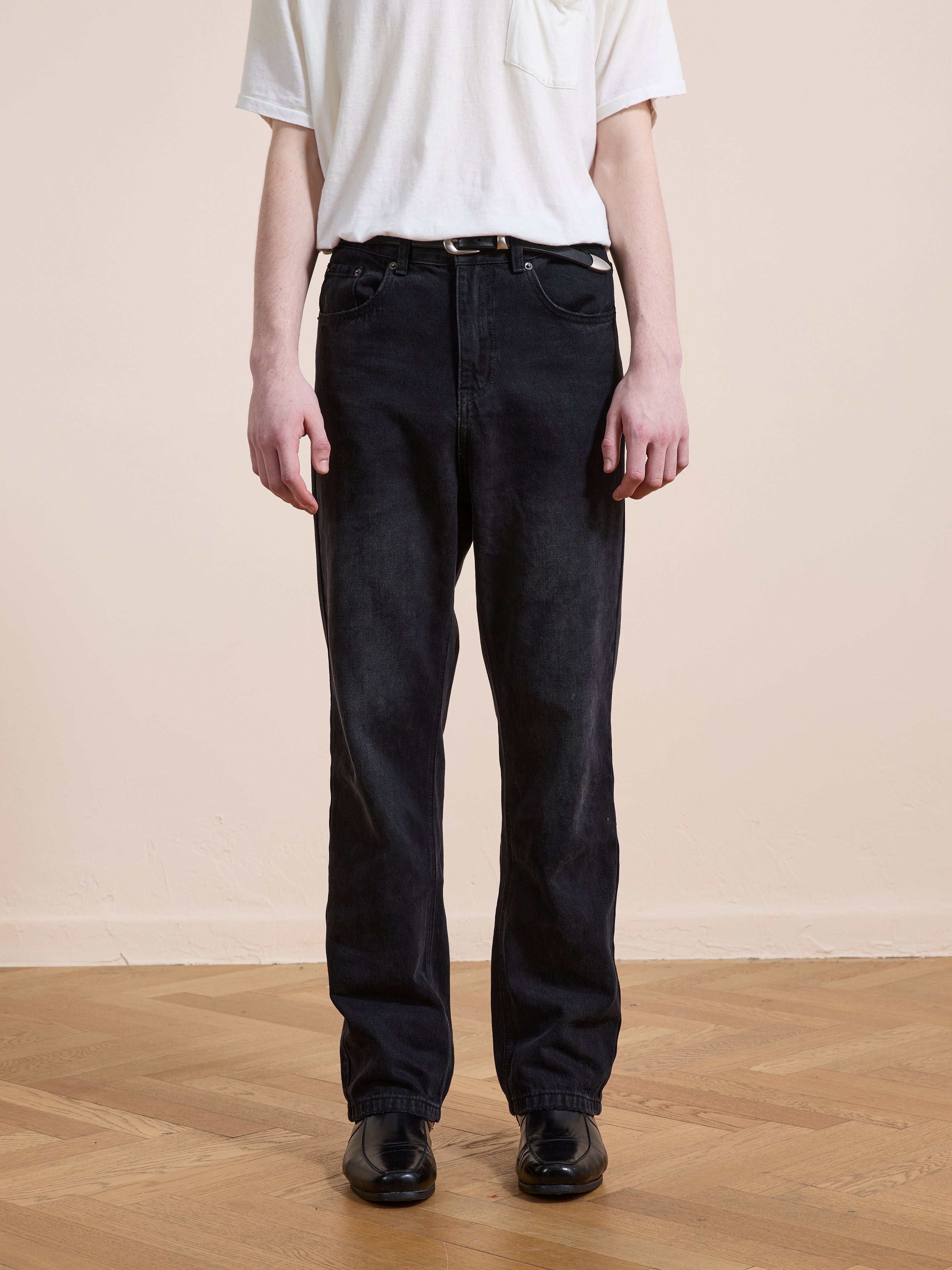 Straight Leg Jeans | Modern Menswear by yycbvcnbmmnbm