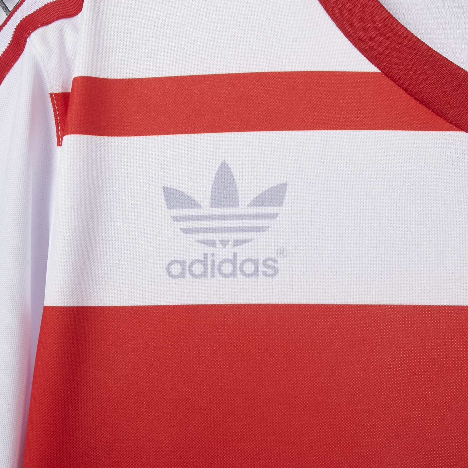 AlphaJersey-Retro Hamburger SV 1982-83 Champion Home Jersey