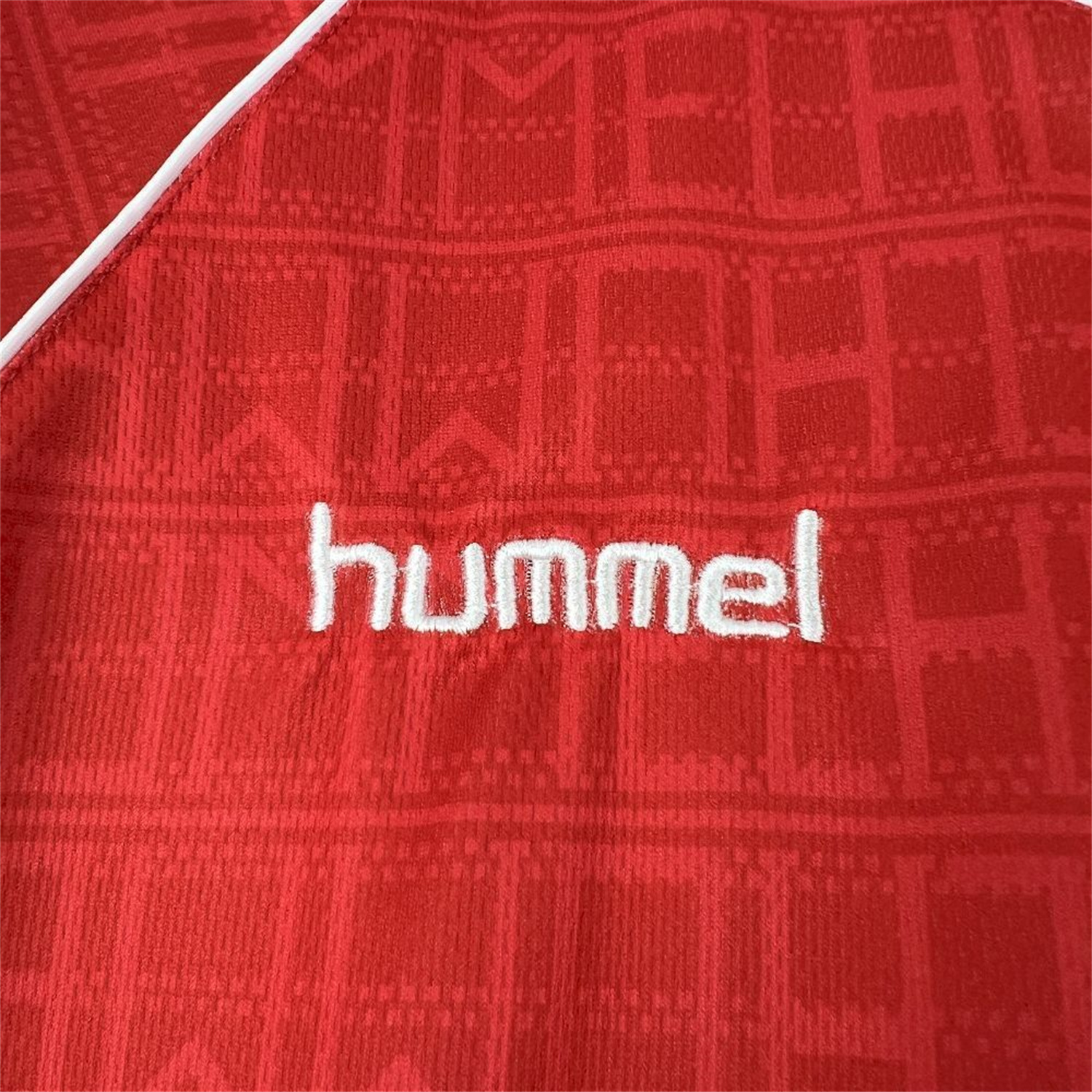 AlphaJersey-Retro Benfica 1990-91 Home Jersey