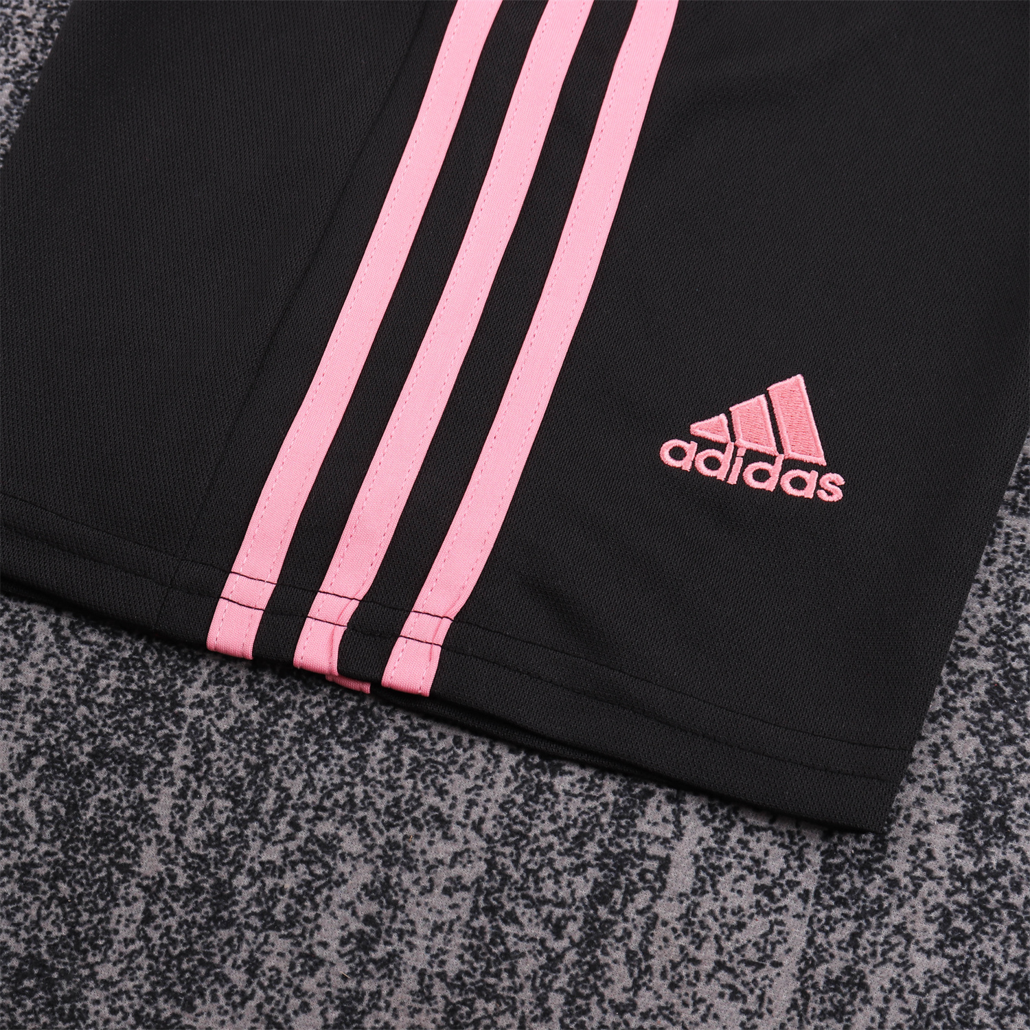 AlphaJersey-Retro Juventus 2015-16 Away Kids Kit