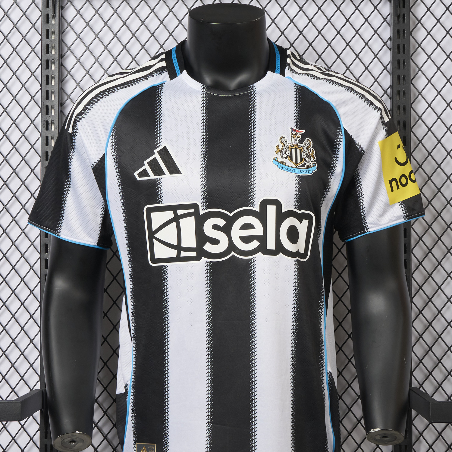 AlphaJersey-Newcastle United 25-26 Home Jersey - Player Version