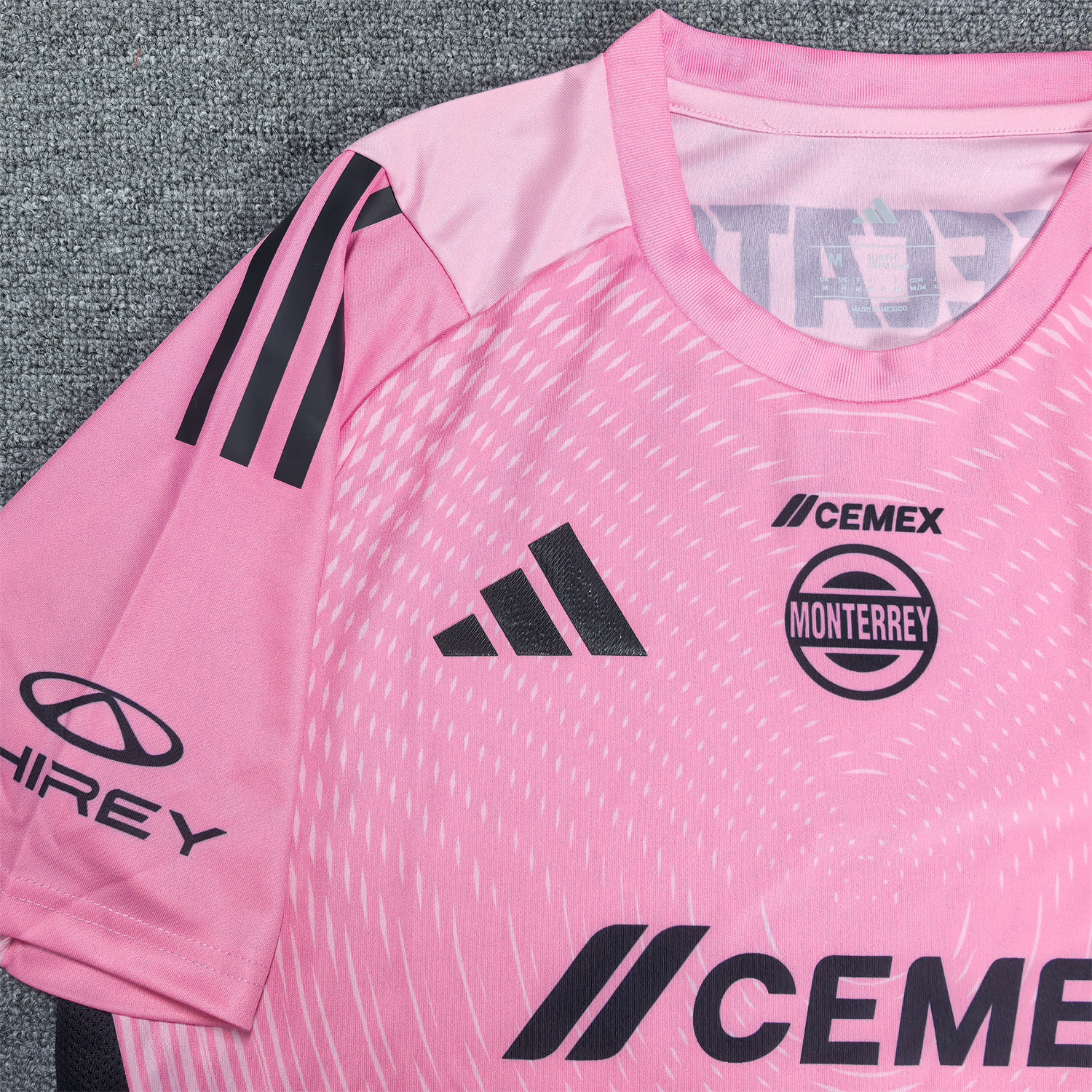 AlphaJersey-Tigres UANL 25-26 Pink Goalkeeper Jersey - Fans Version