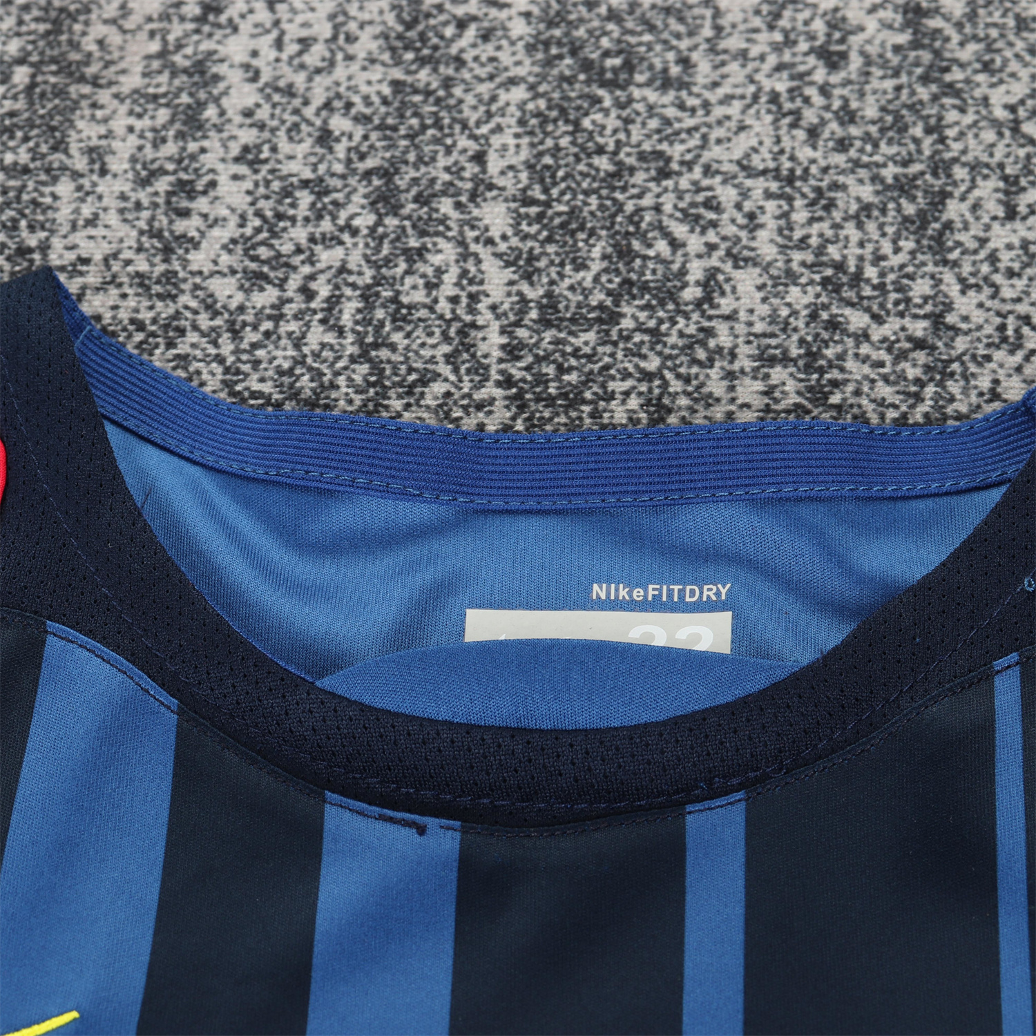 AlphaJersey-Retro Barcelona 2004-05 Away Kids Kit