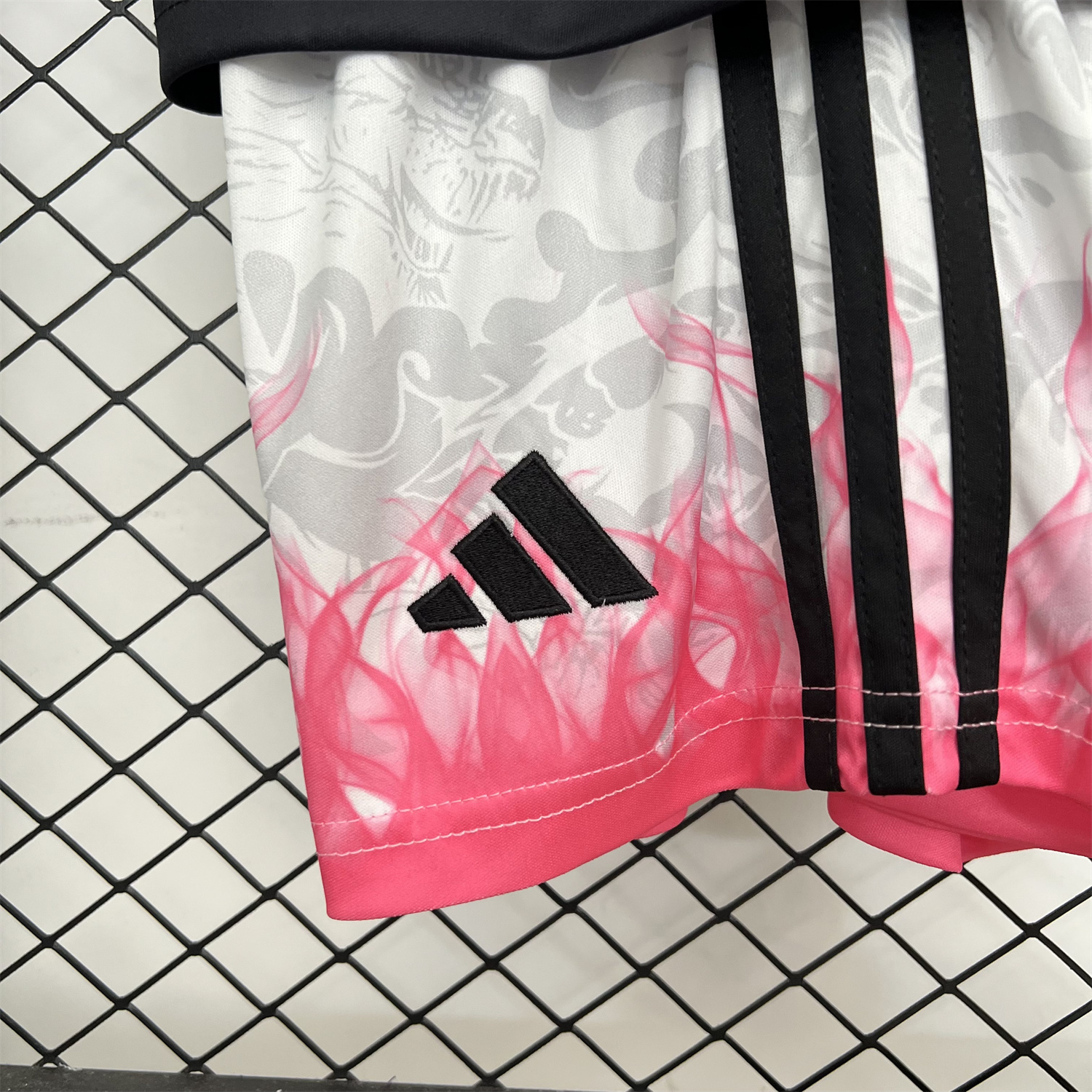 AlphaJersey-Real Madrid 25-26 Dragon Pink And Black Special Kids Kit