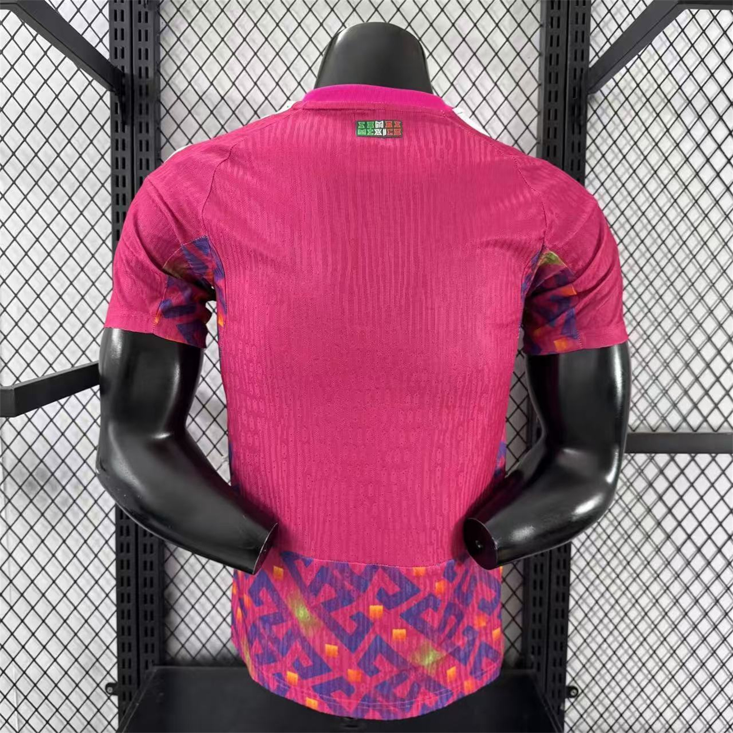 AlphaJersey-Mexico 2026 Pink Goalkeeper Jersey - Player Version