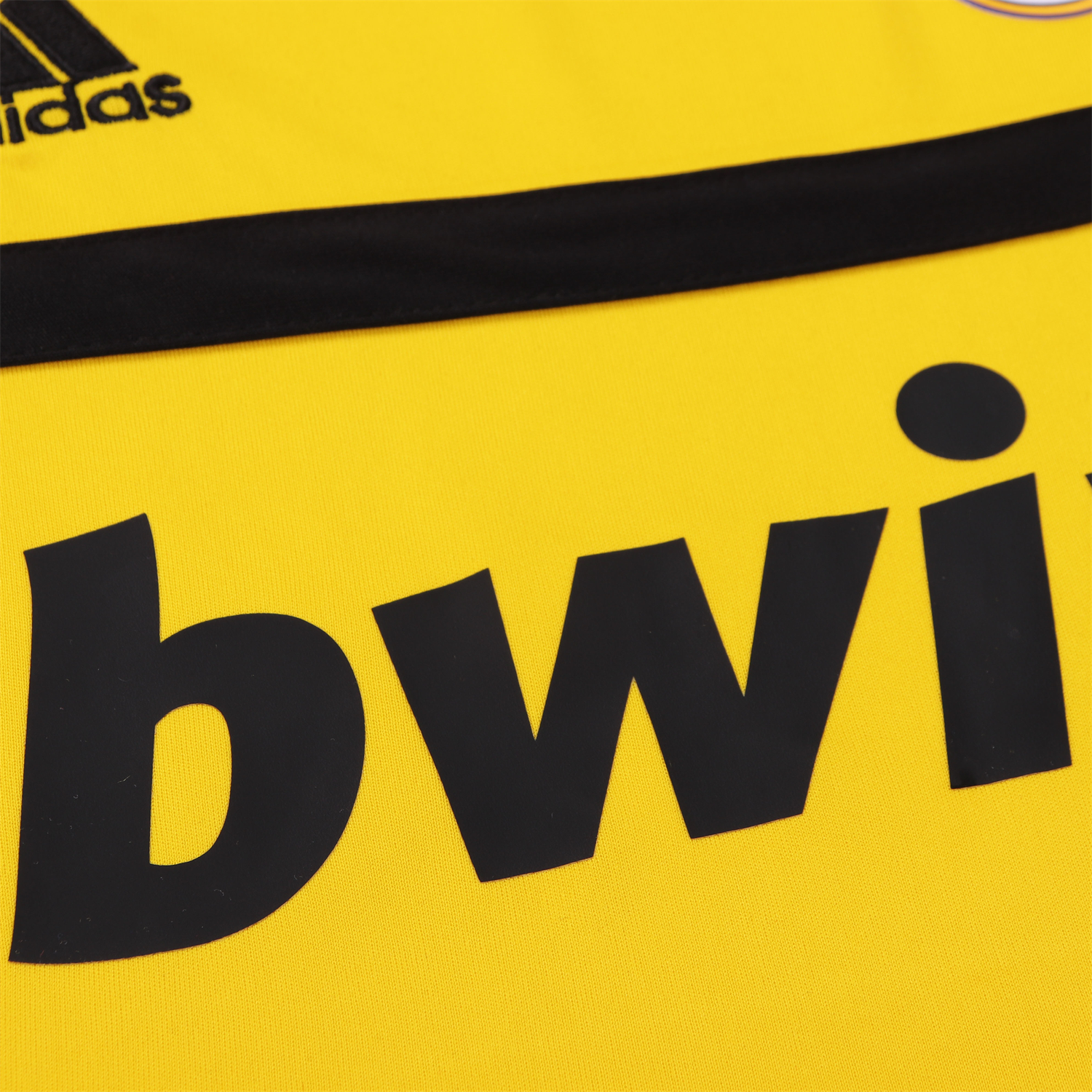 AlphaJersey-Retro Real Madrid 2011-12 Yellow Goalkeeper Kids Kit