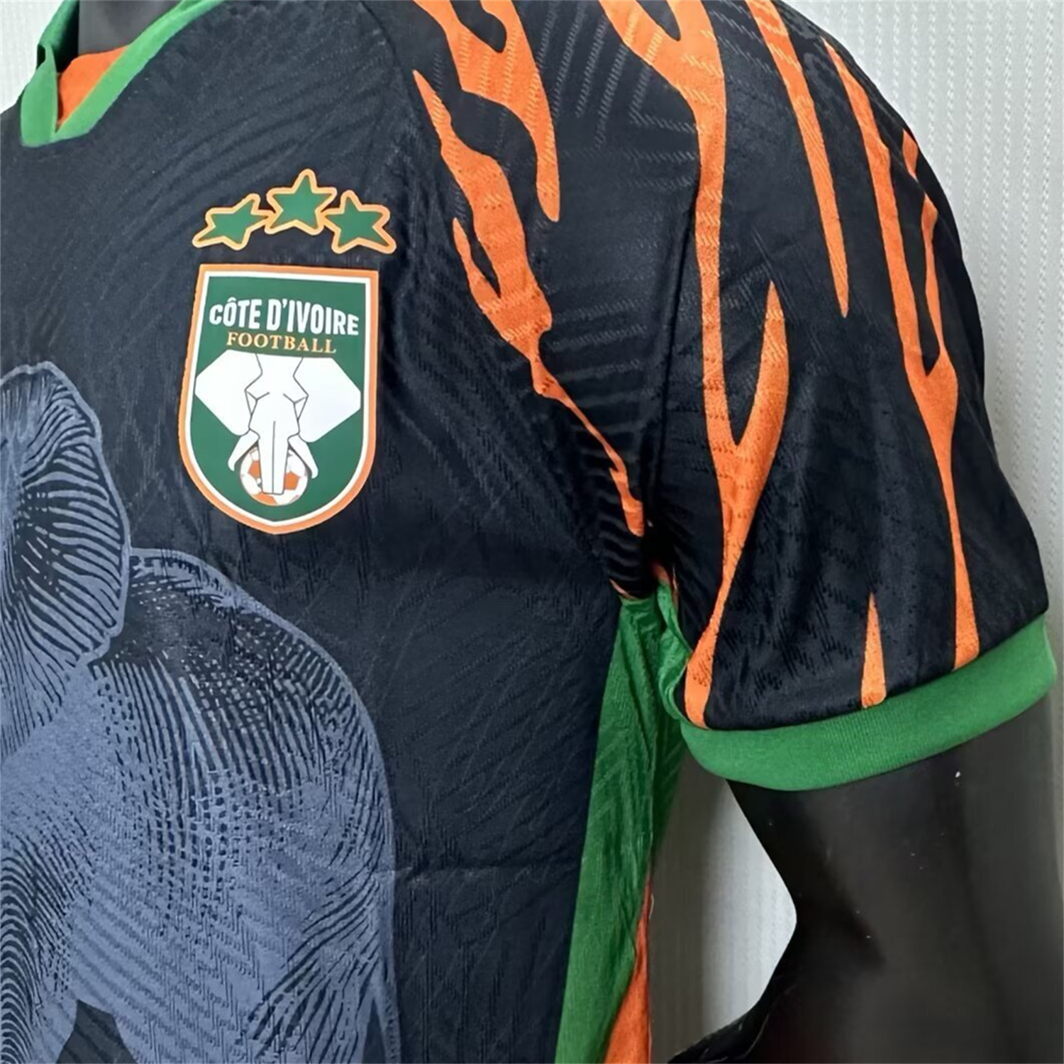 AlphaJersey-Ivory Coast 25-26 Elephant And Kid Black Jersey - Player Version