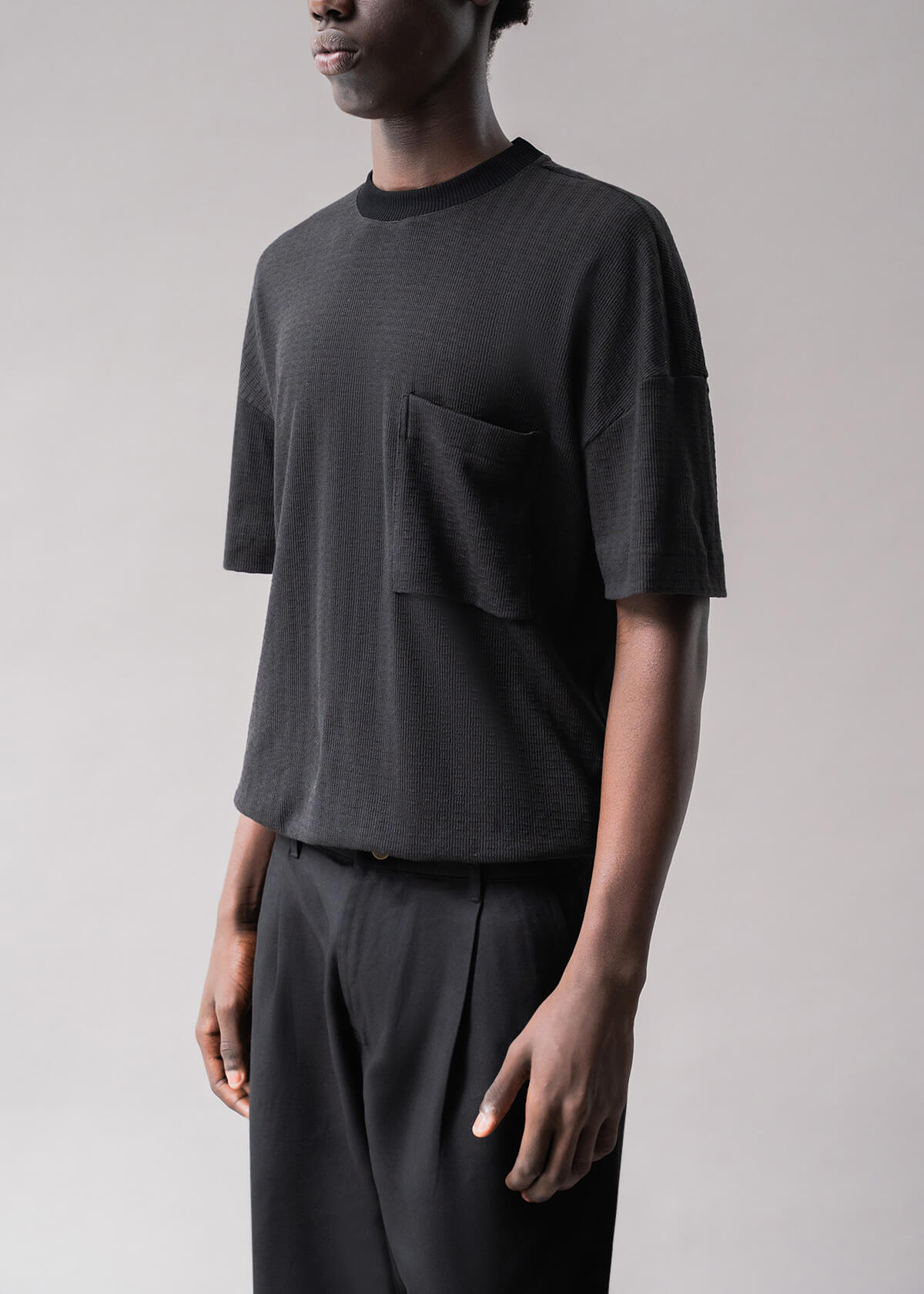 Evo Hem Pull Black | Modern Menswear by yycbvcnbmmnbm