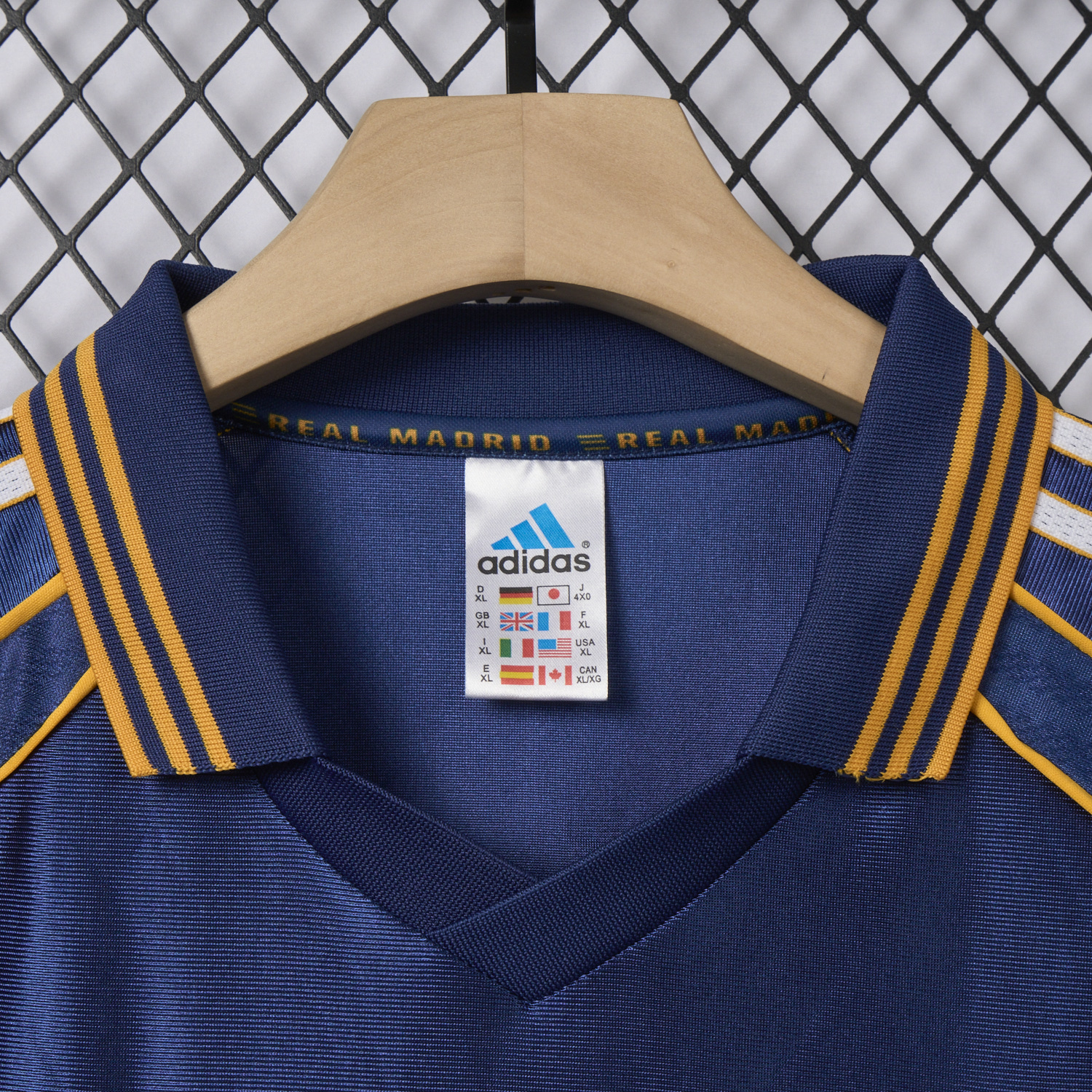 AlphaJersey-Retro Real Madrid 1998-99 Third Jersey