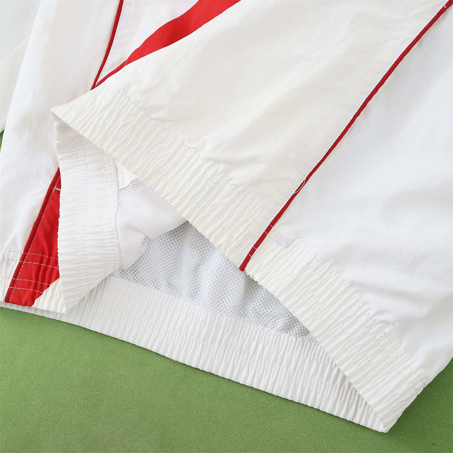 AlphaJersey-River Plate 25-26 Throwback Windbreaker Jacket - White