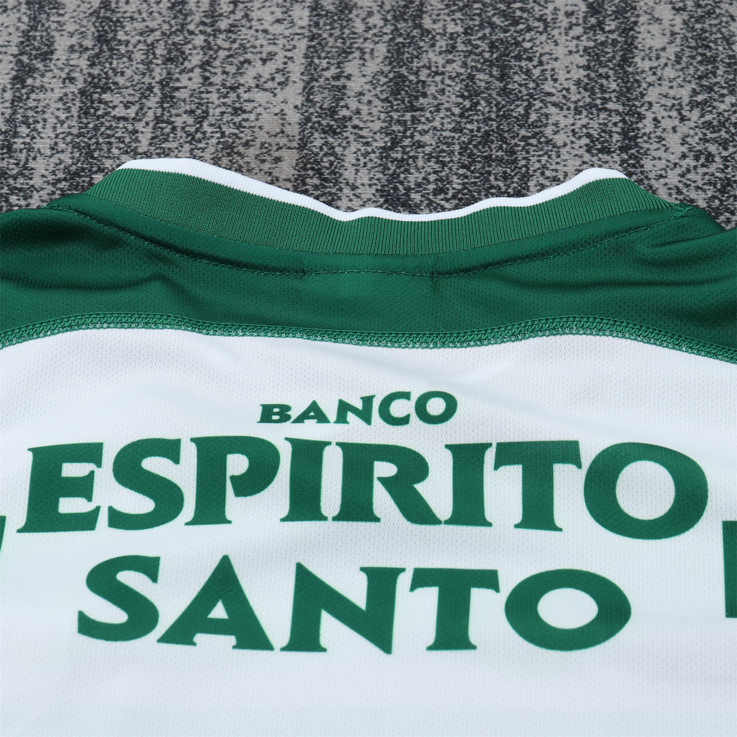 AlphaJersey-Retro Sporting CP 2003-04 Home Kids Kit