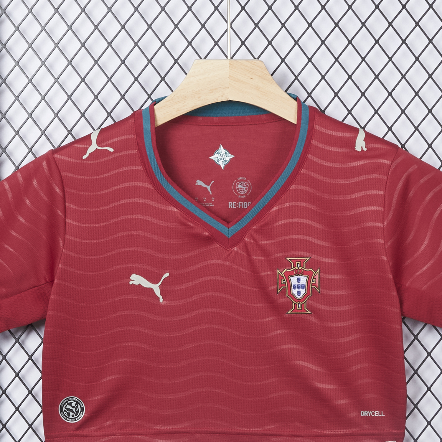 AlphaJersey-Women's Portugal 2026 Home Cropped Jersey